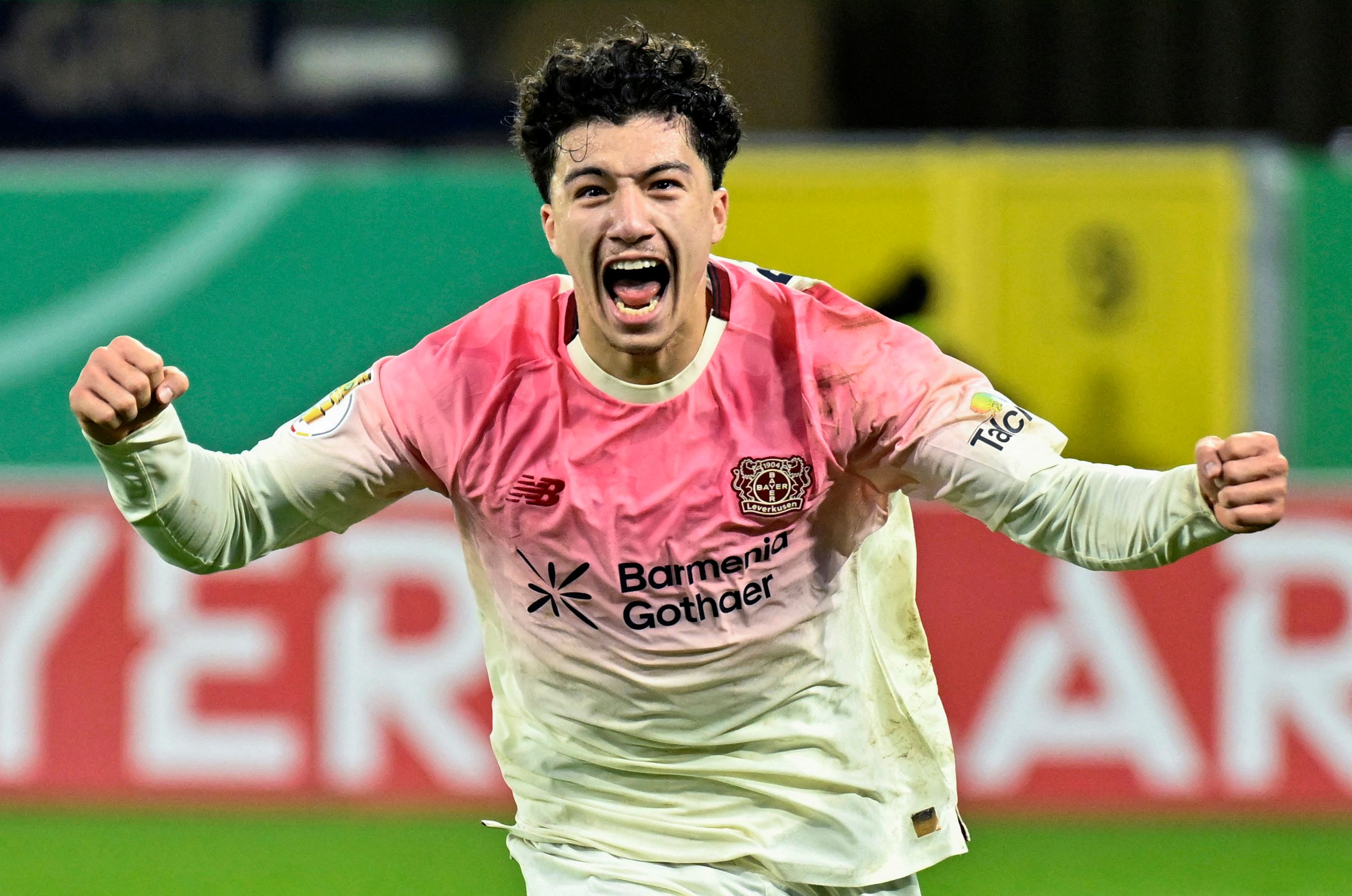 TOPSHOT-CORRECTION / FBL-GER-CUP-PADERBORN-LEVERKUSEN