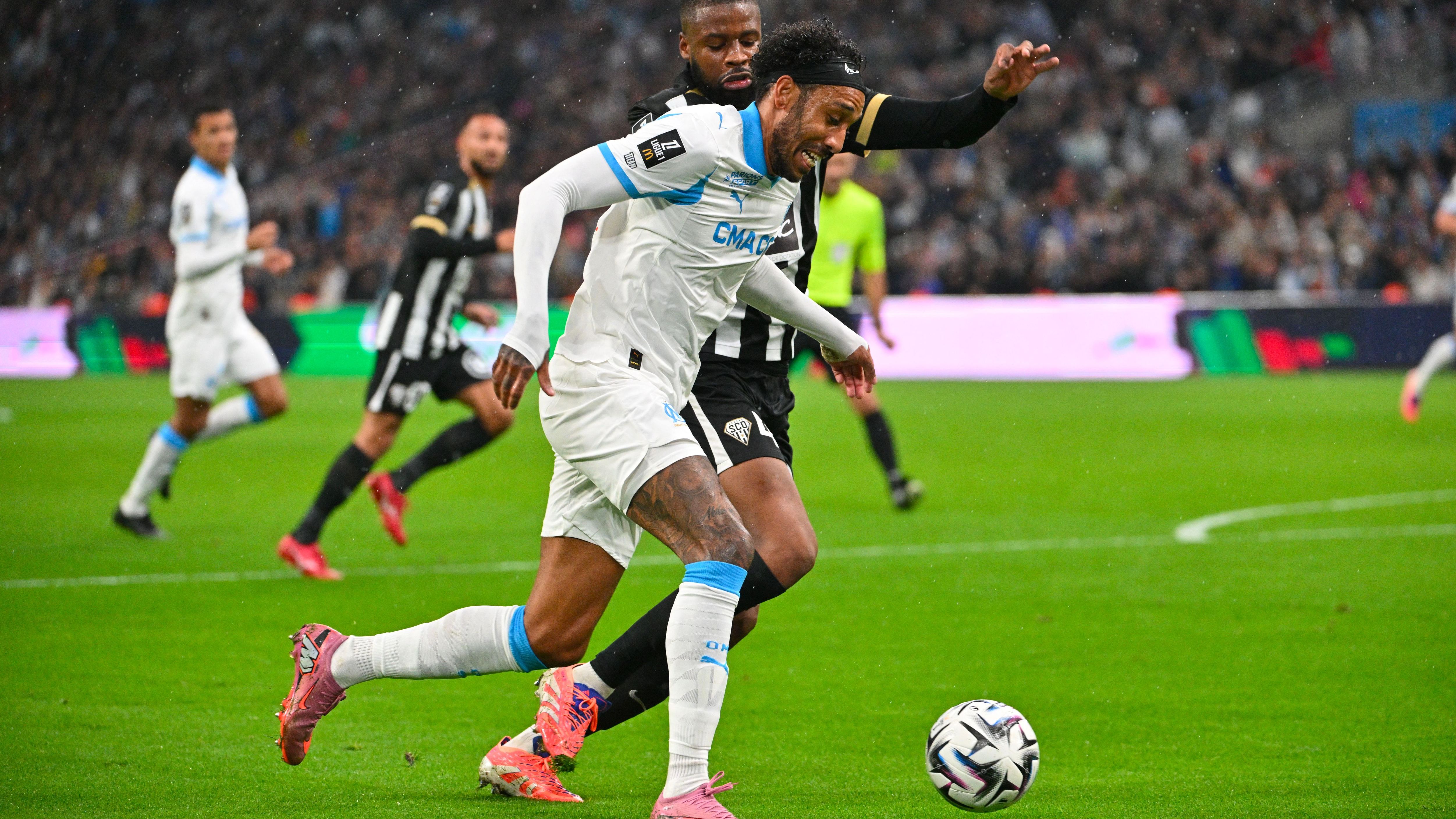 FBL-FRA-LIGUE1-MARSEILLE-ANGERS
