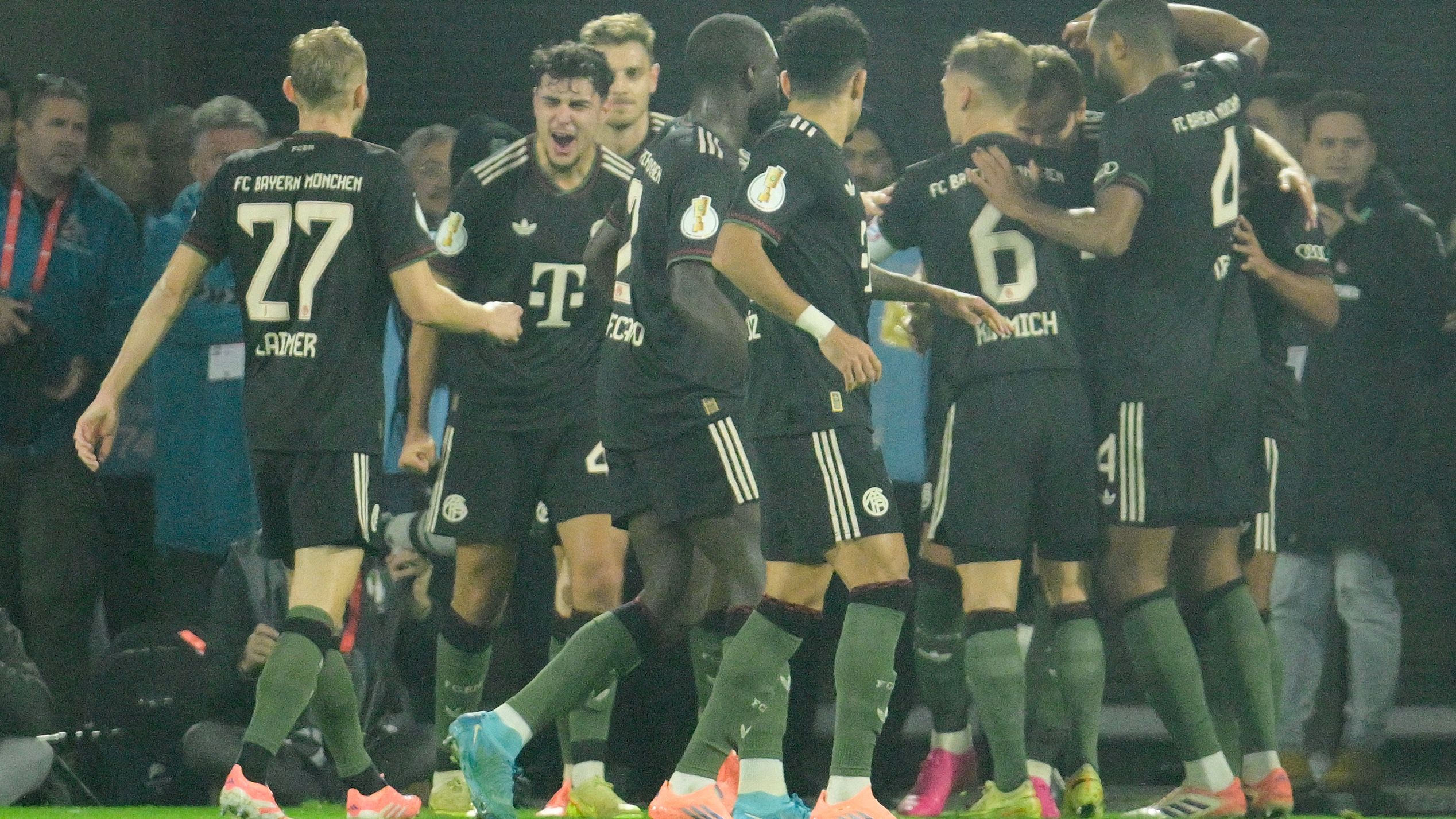 FBL-GER-CUP-COLOGNE-BAYERN MUNICH