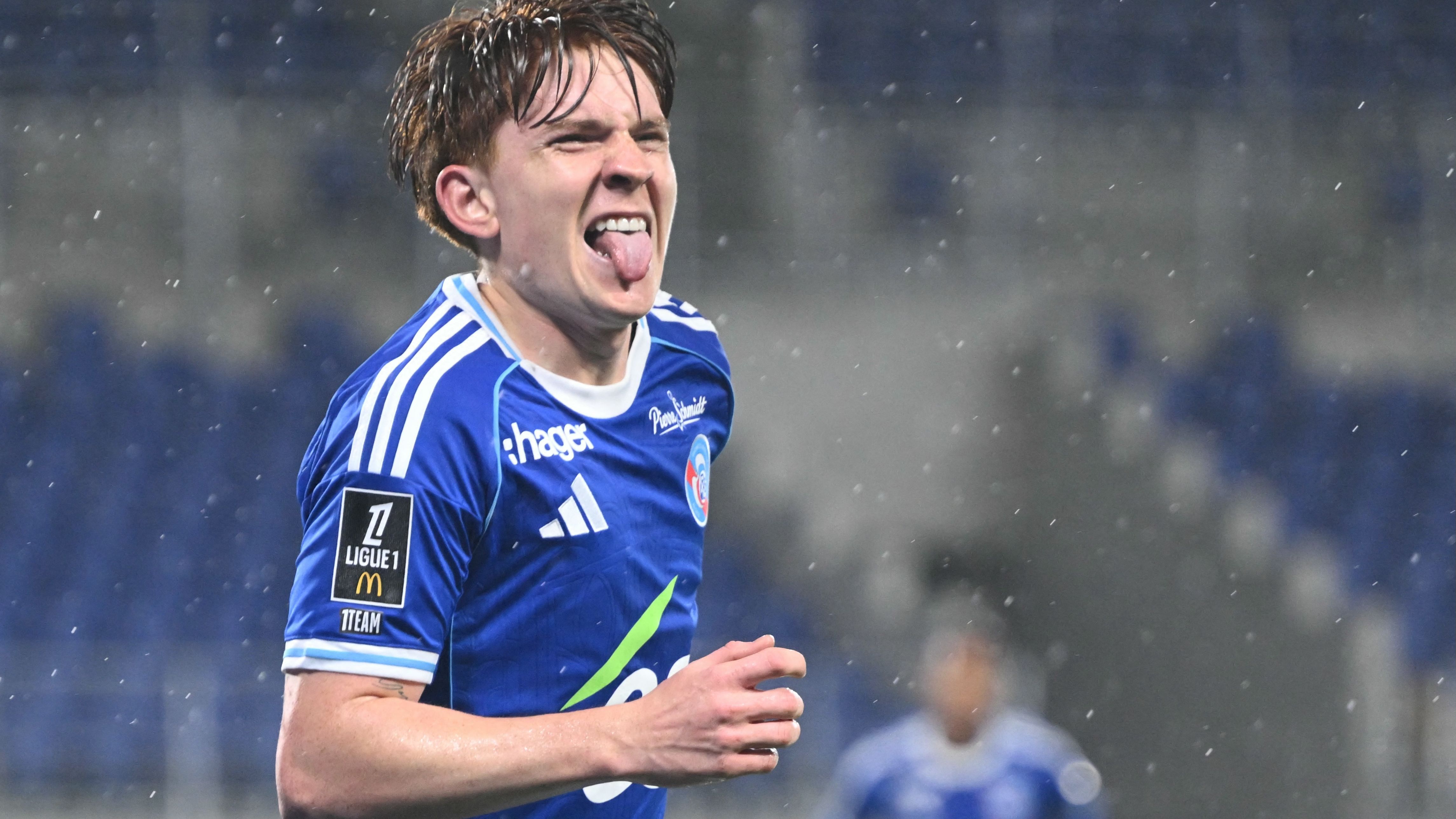 FBL-FRA-LIGUE1-STRASBOURG-AUXERRE