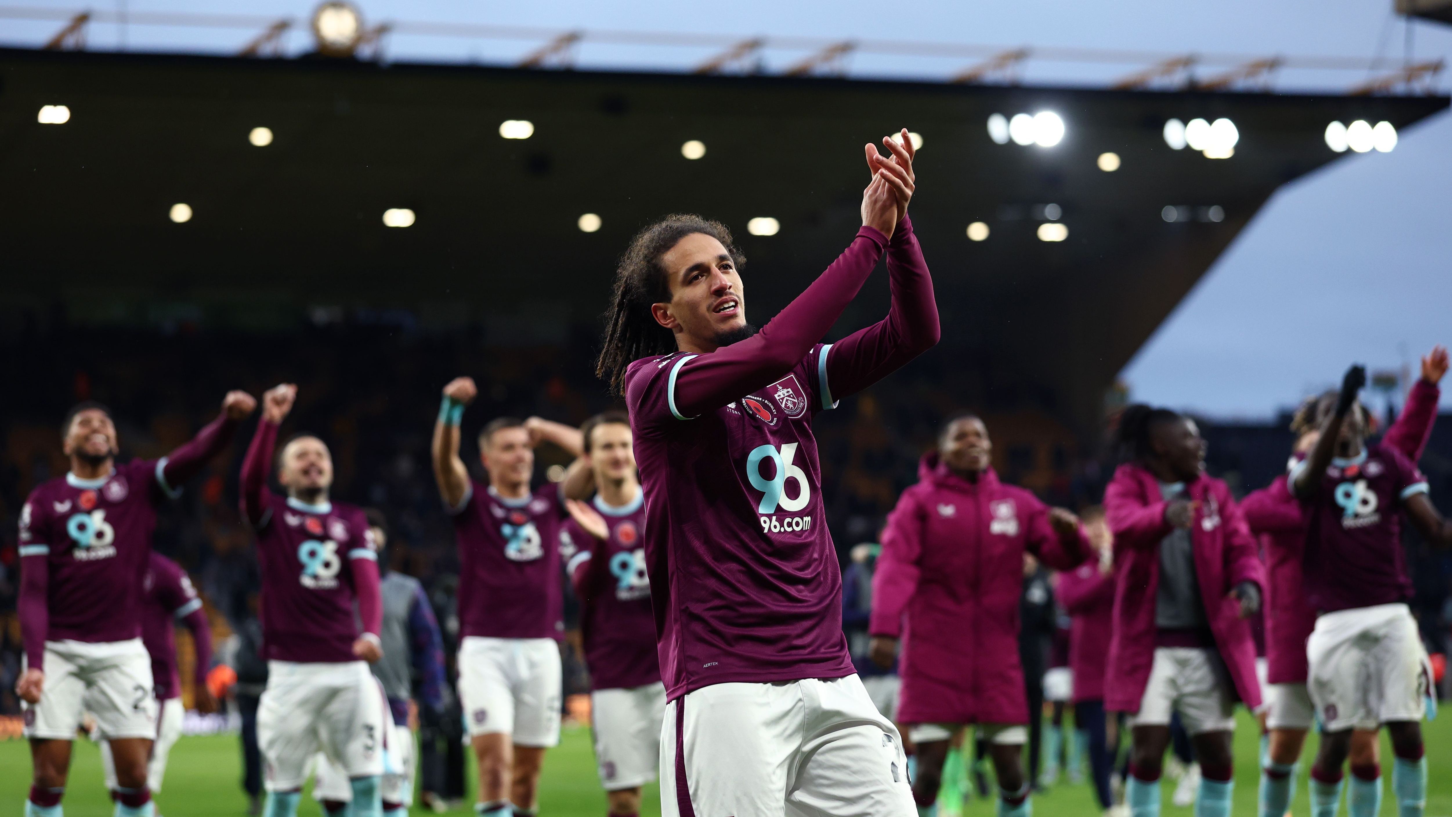 Wolverhampton Wanderers v Burnley - Premier League