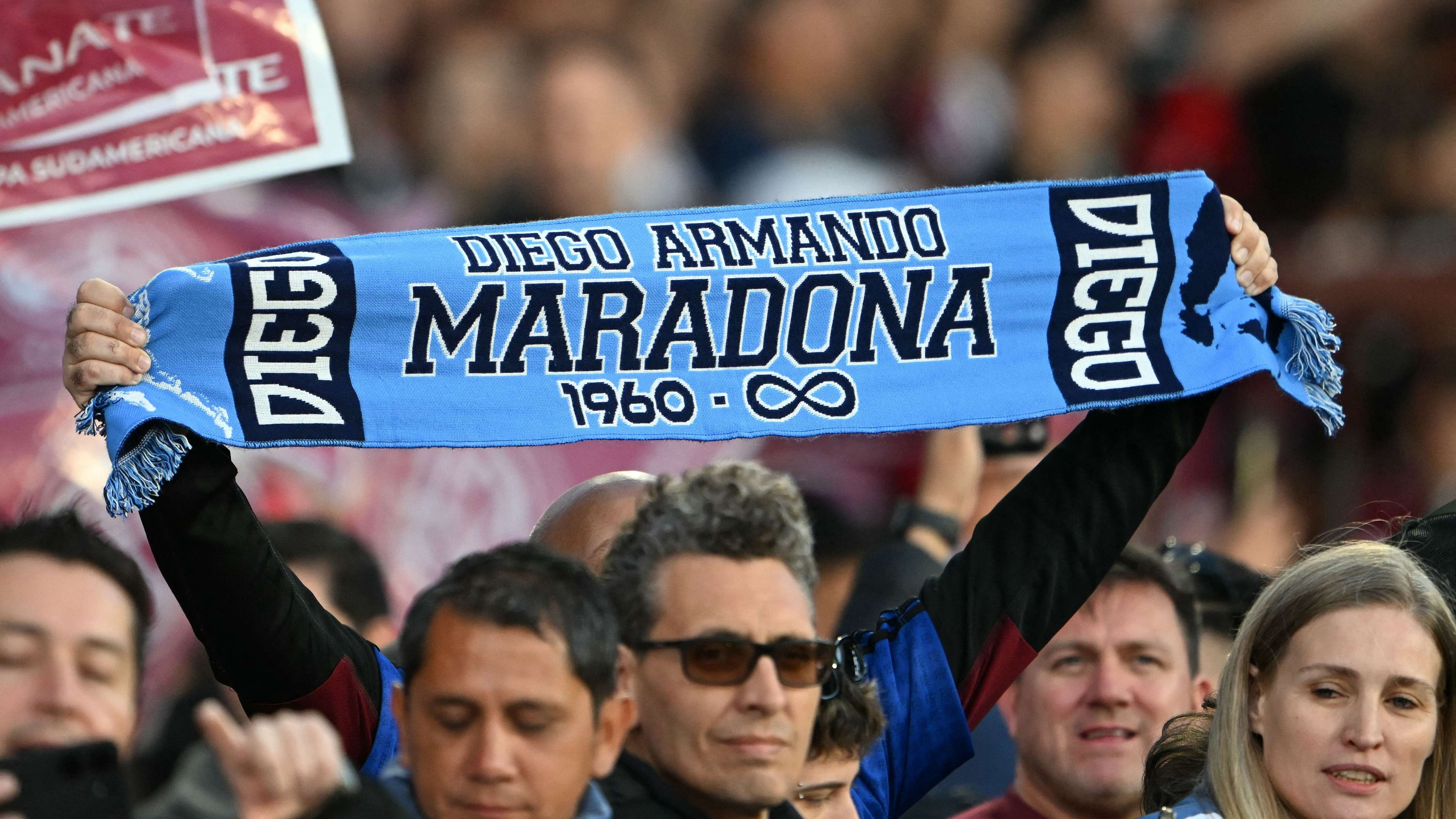 FBL-SUDAMERICANA-LANUS-UCHILE-FANS