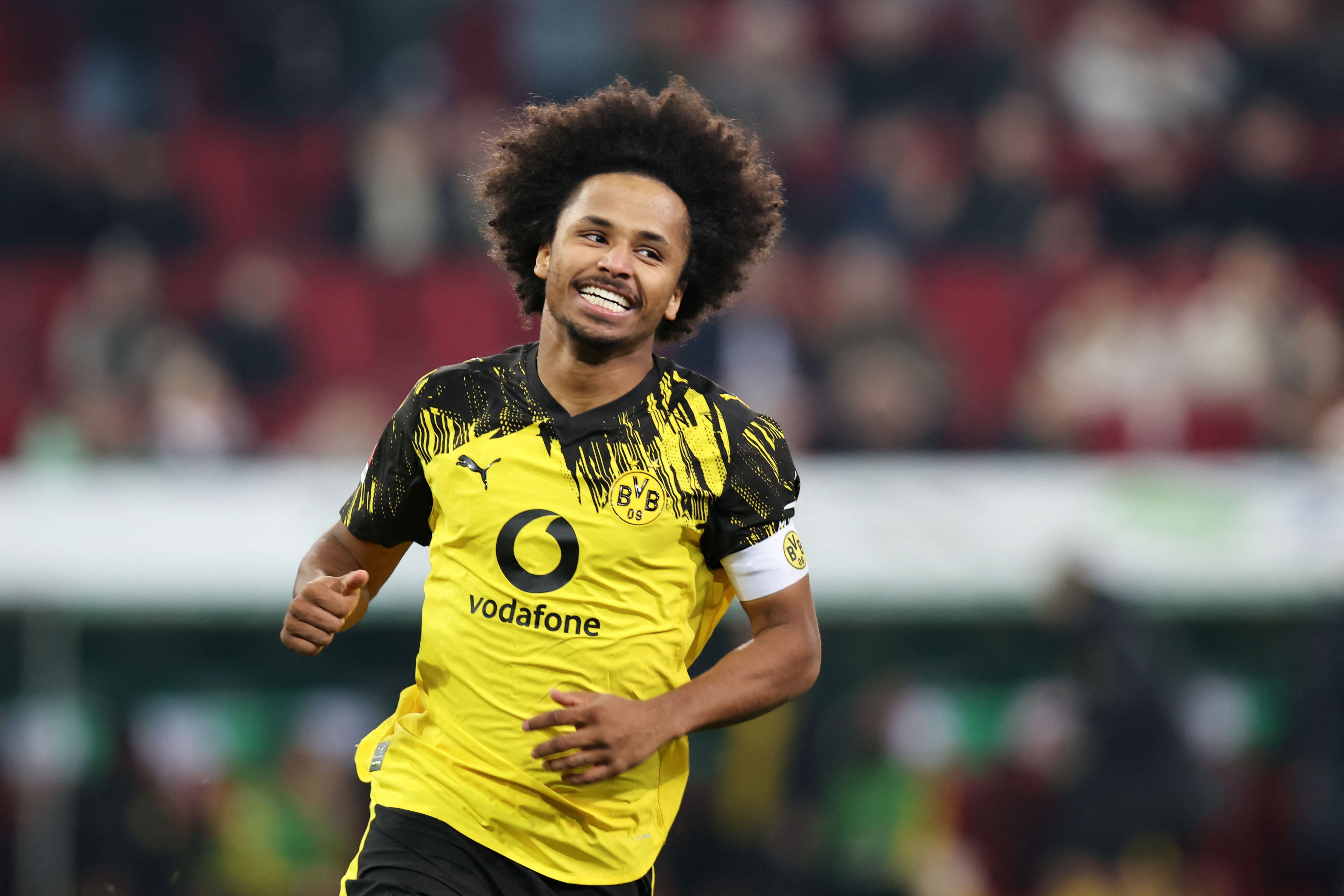 FBL-GER-BUNDESLIGA-AUGSBURG-DORTMUND