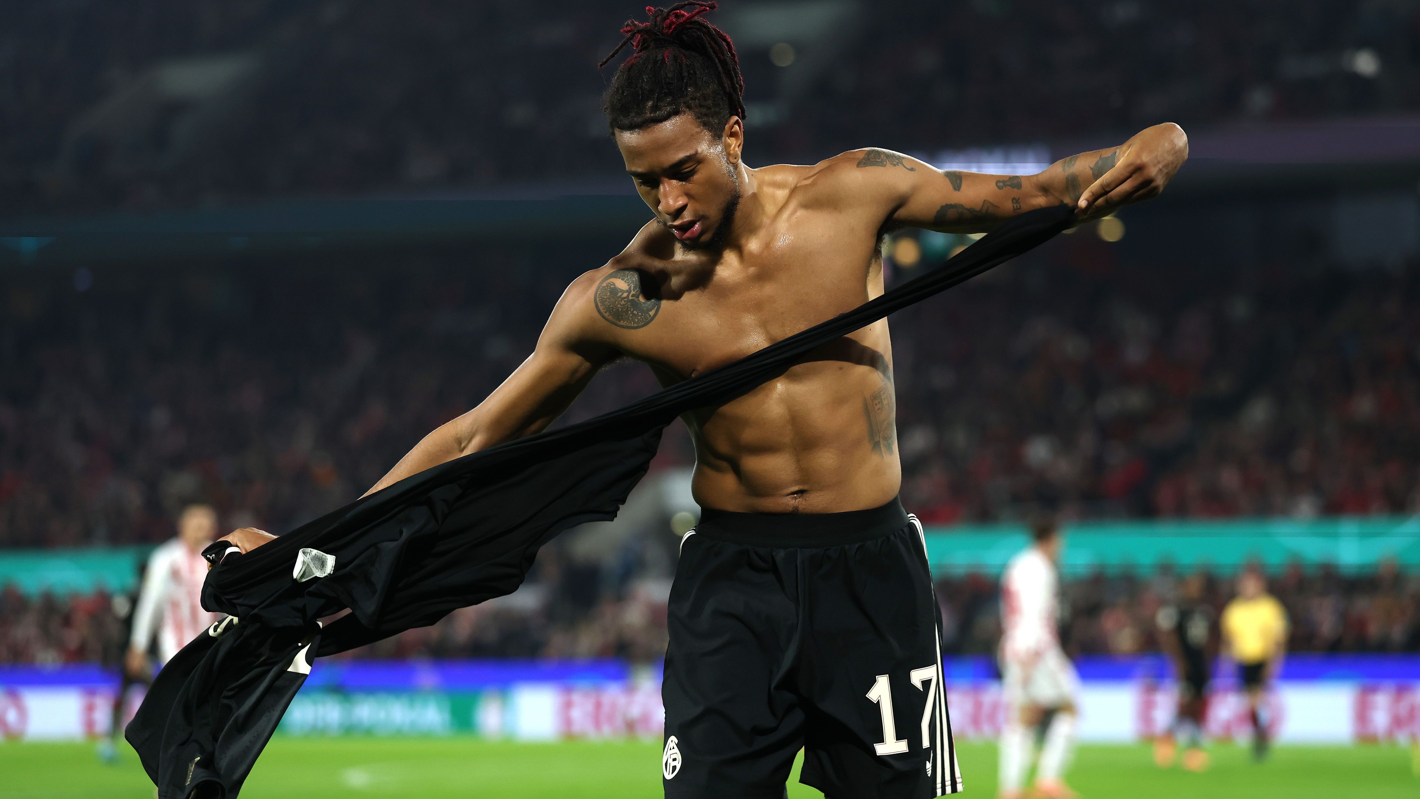 1. FC Köln v FC Bayern München - DFB Cup: Round Two