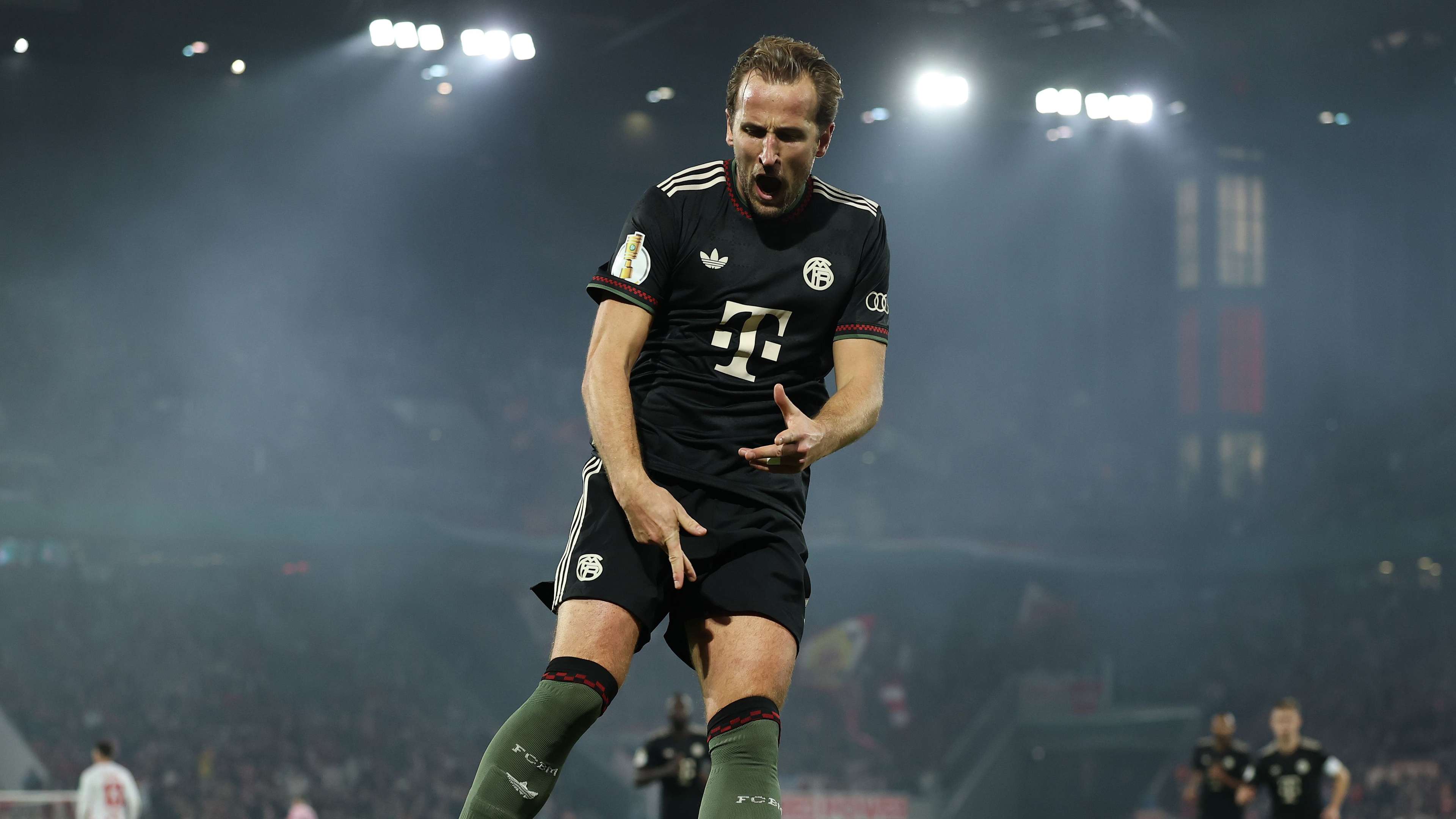 1. FC Köln v FC Bayern München - DFB Cup: Round Two