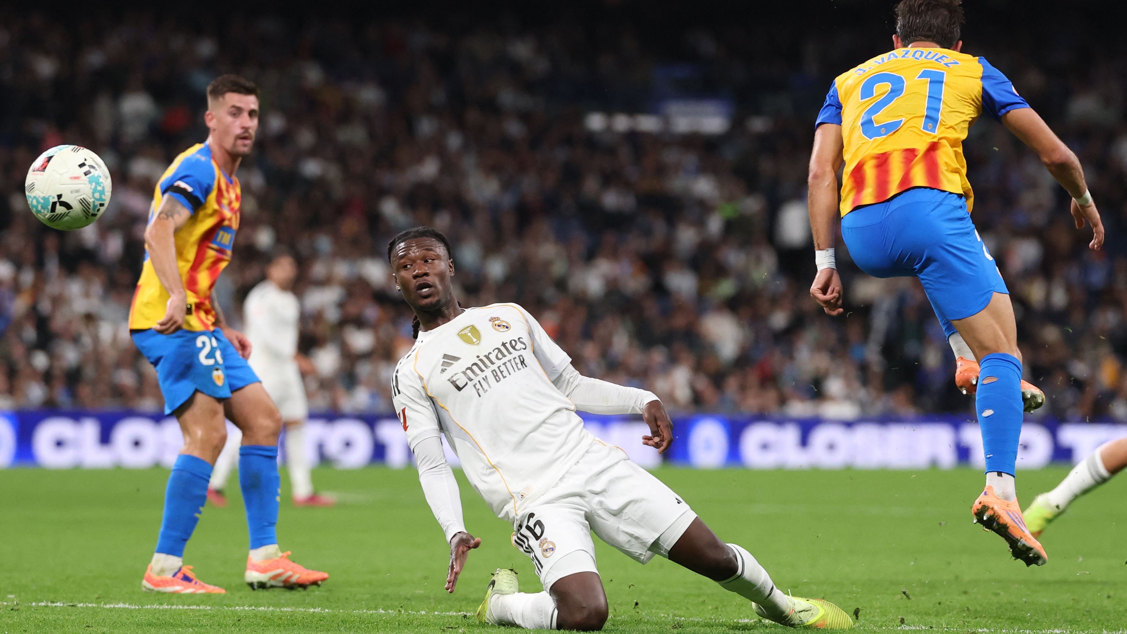 FBL-ESP-LIGA-REAL MADRID-VALENCIA