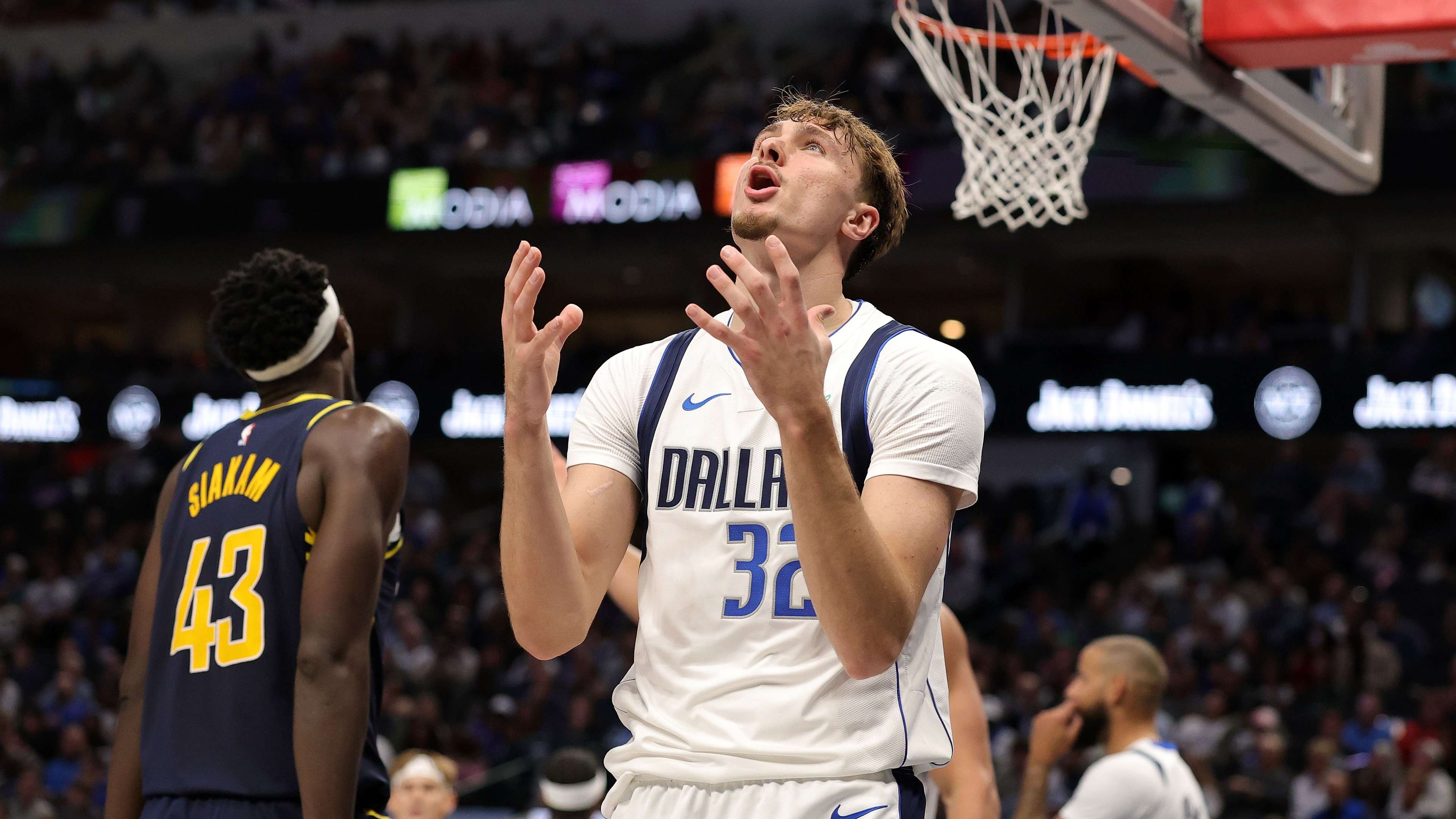 Indiana Pacers v Dallas Mavericks