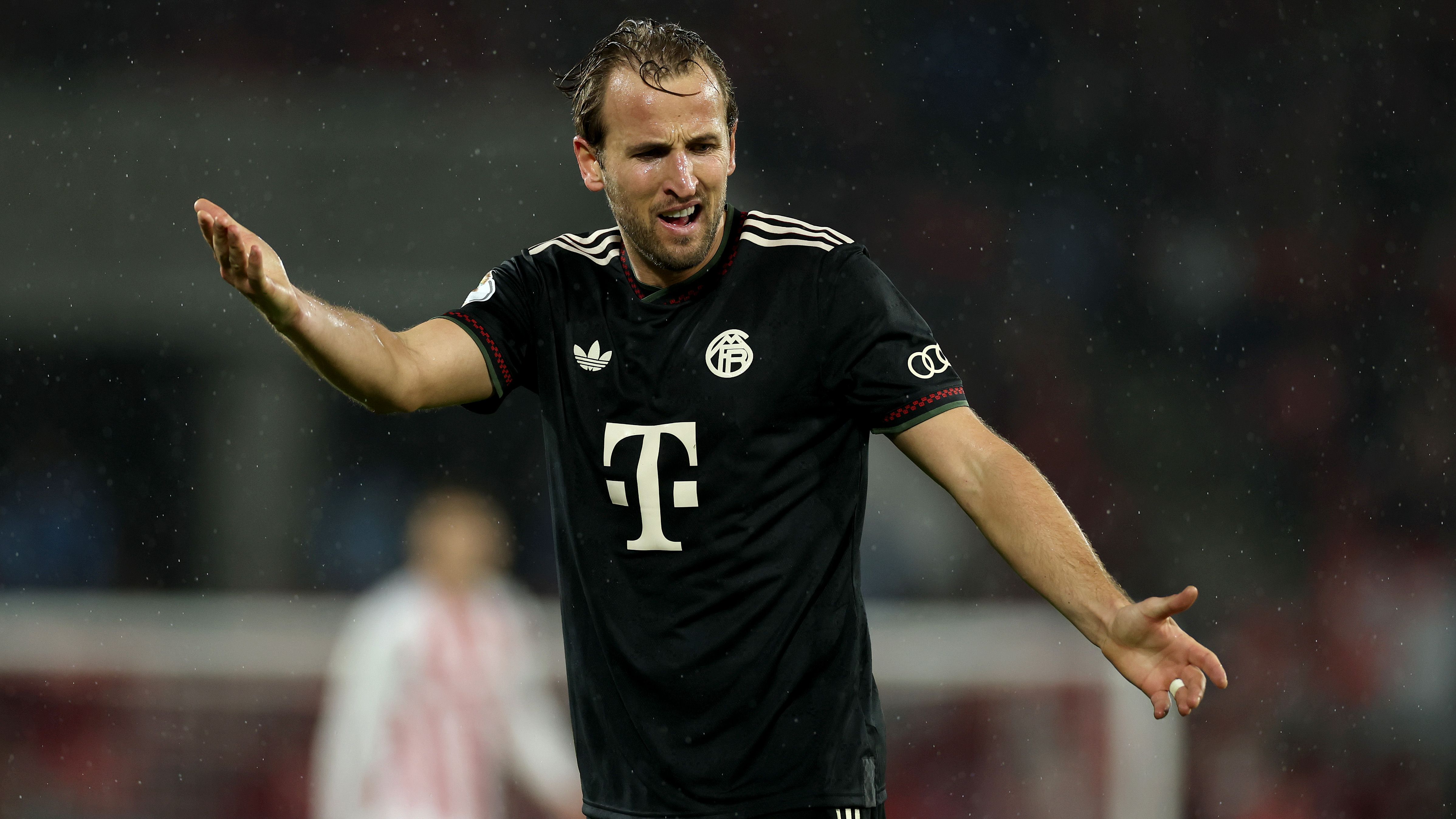 1. FC Köln v FC Bayern München - DFB Cup: Round Two