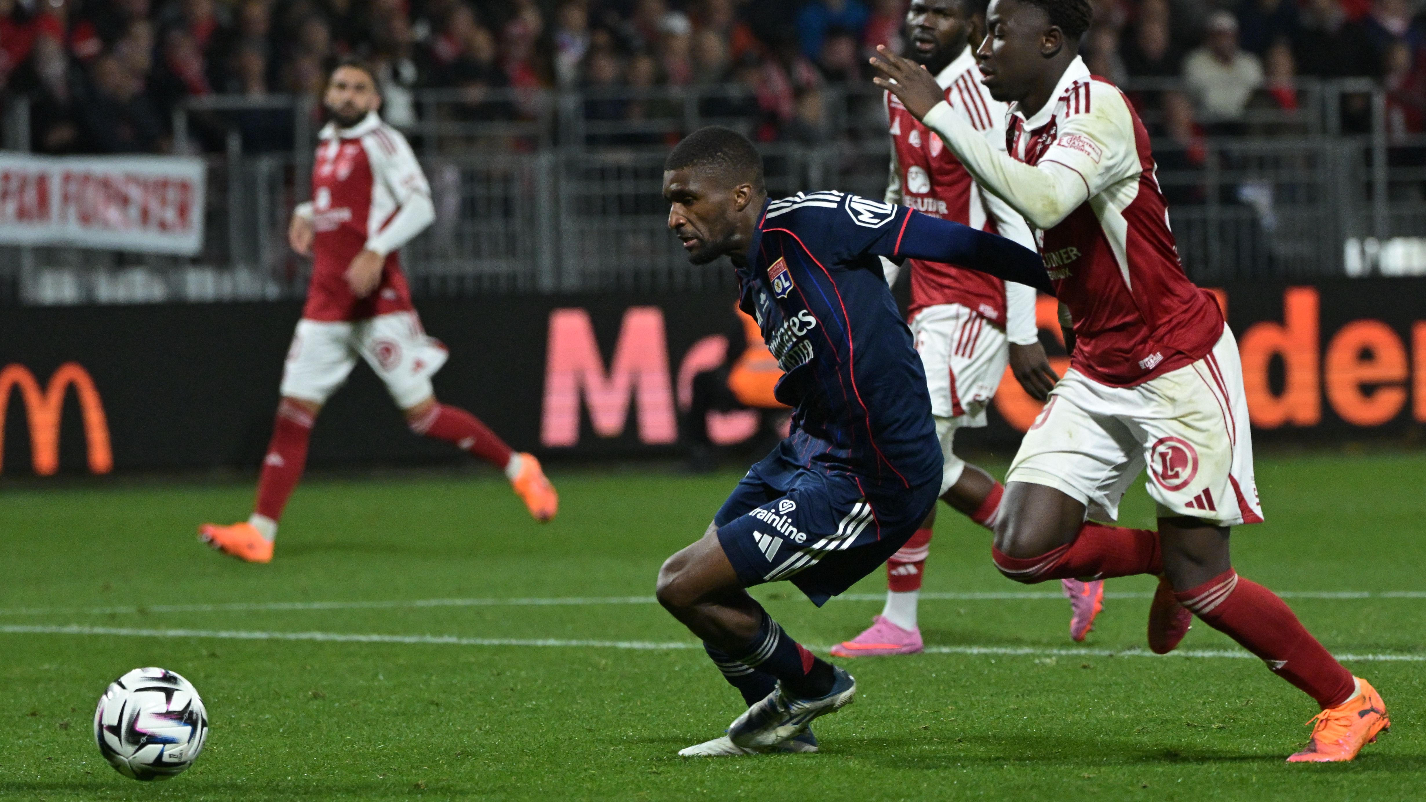 FBL-FRA-LIGUE1-BREST-LYON