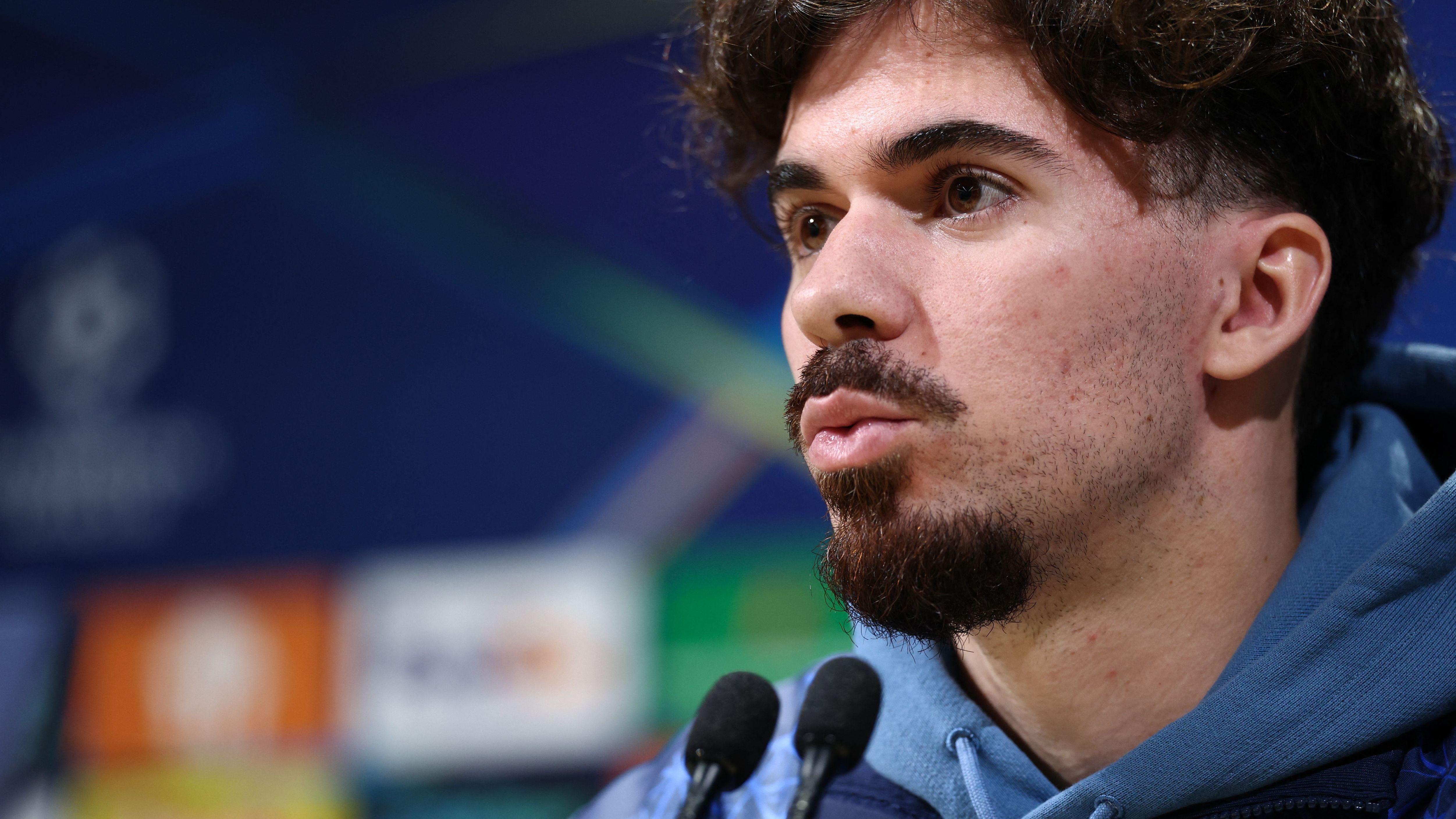 FBL-EUR-C1-PSG-PRESSER