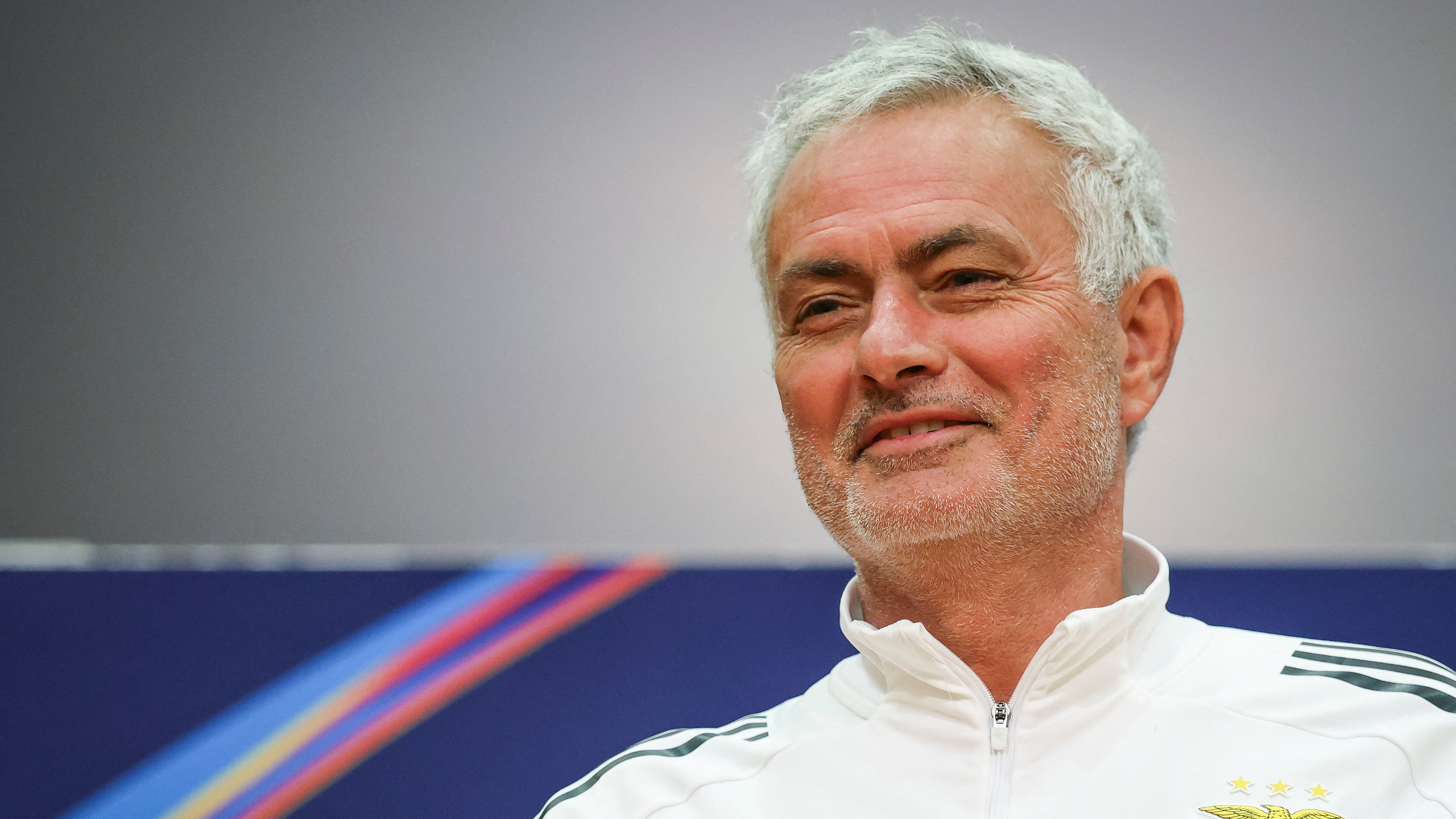 FBL-EUR-C1-BENFICA-PRESSER