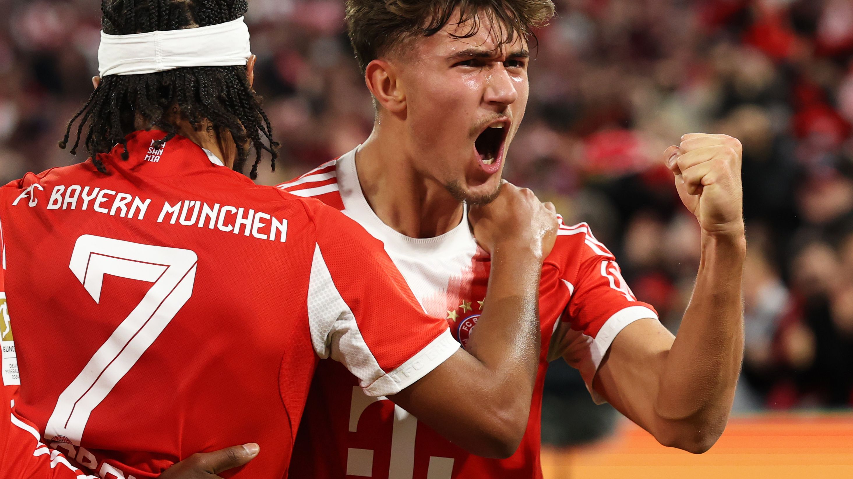 FC Bayern München v Bayer 04 Leverkusen - Bundesliga