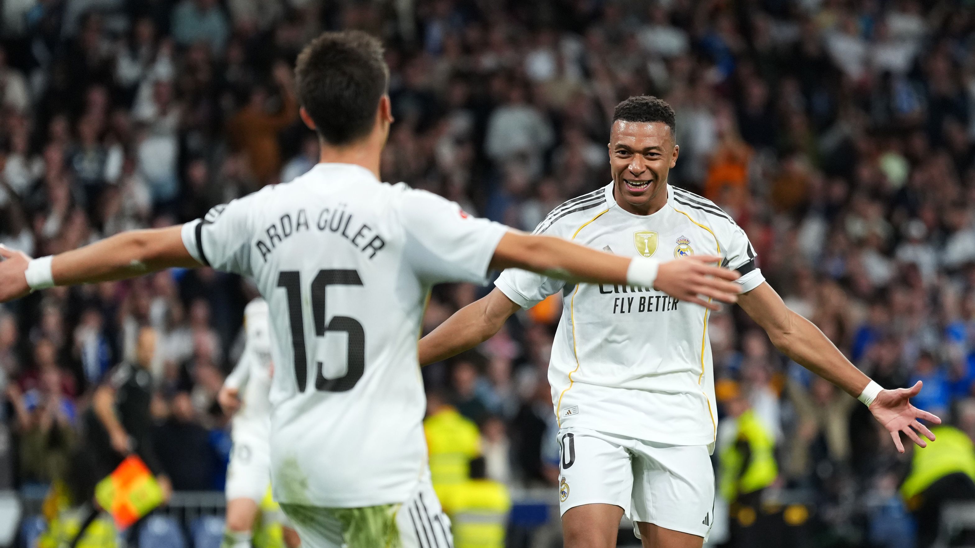 Real Madrid CF v Valencia CF - LaLiga EA Sports