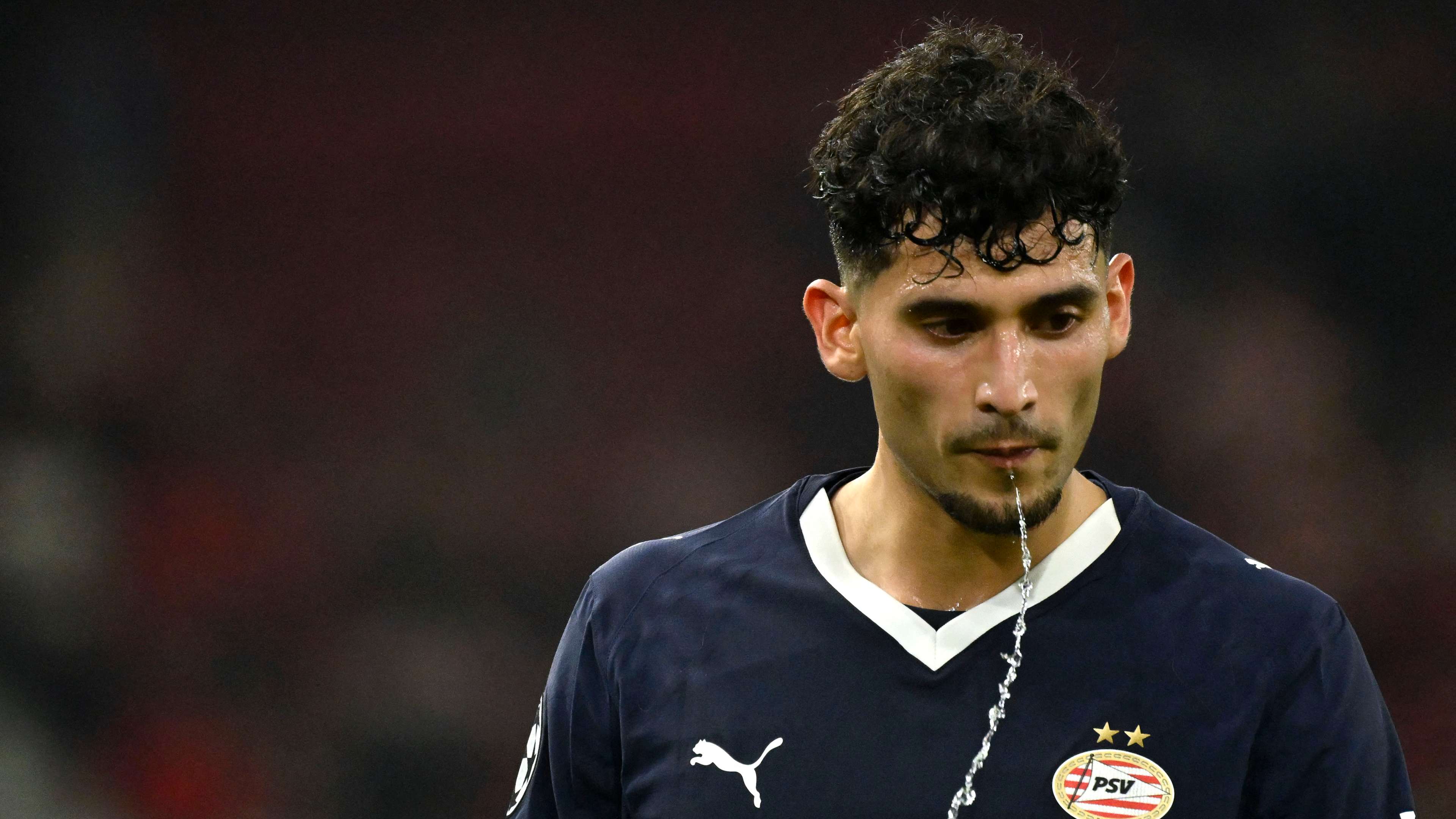 TOPSHOT-FBL-EUR-C1-OLYMPIAKOS-PSV