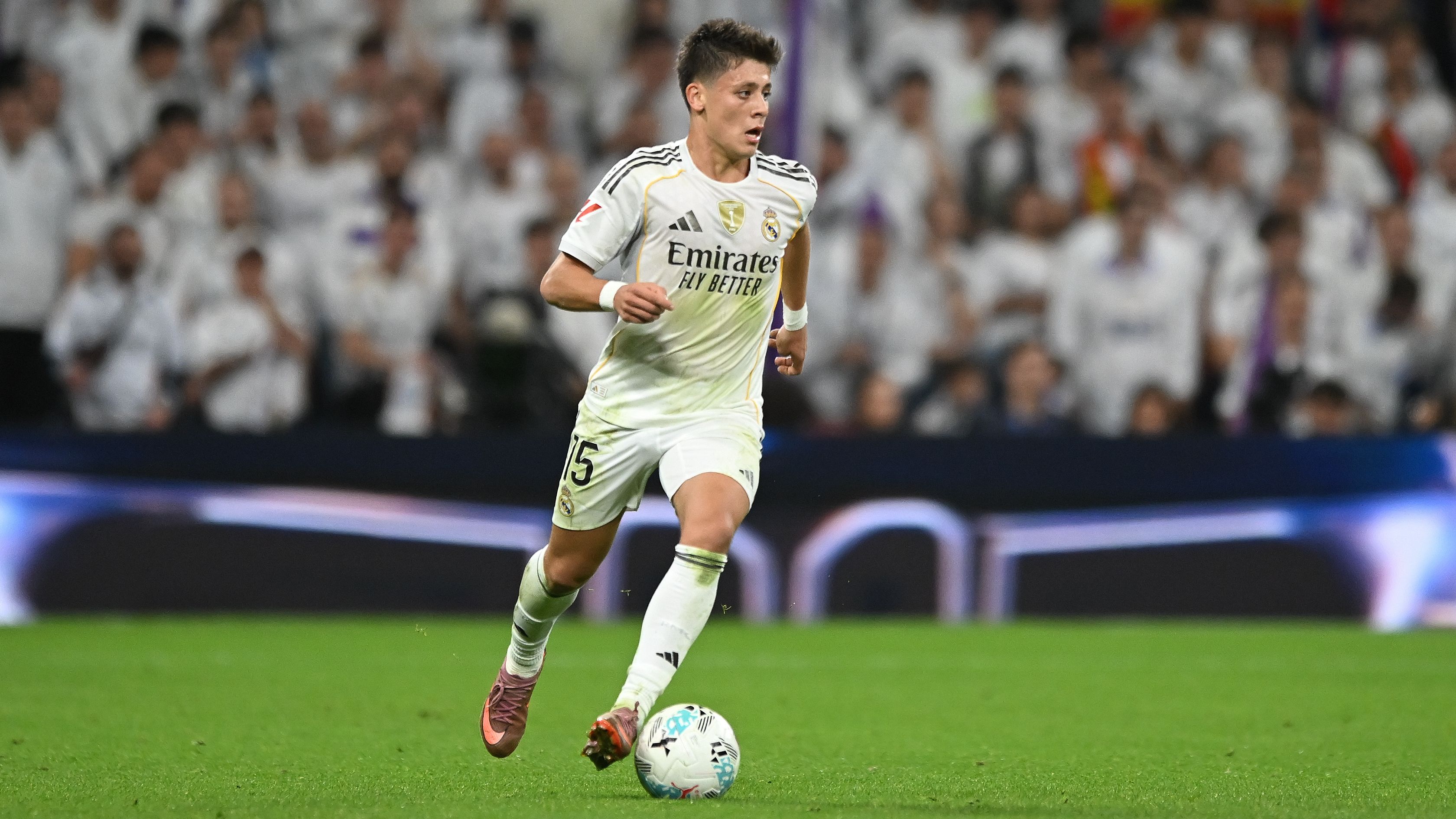 Real Madrid CF v Valencia CF - LaLiga EA Sports