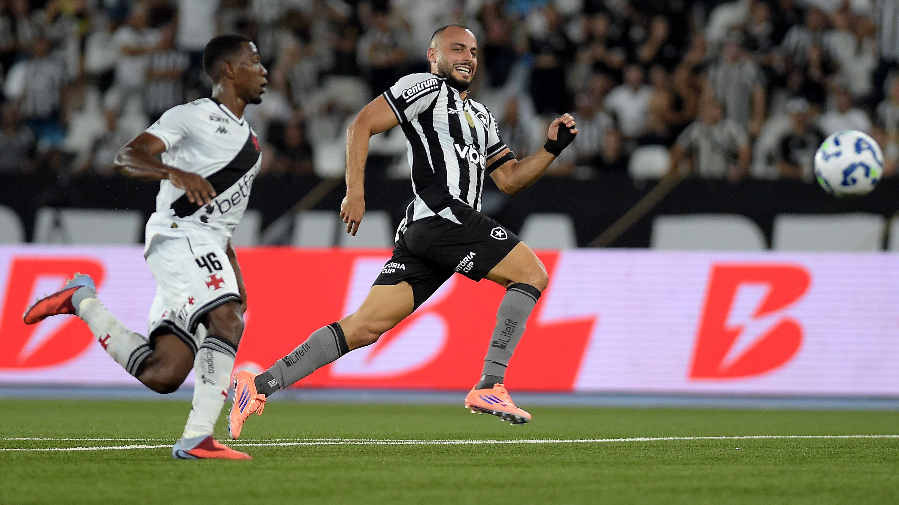 Botafogo v Vasco Da Gama - Brasileirao 2025