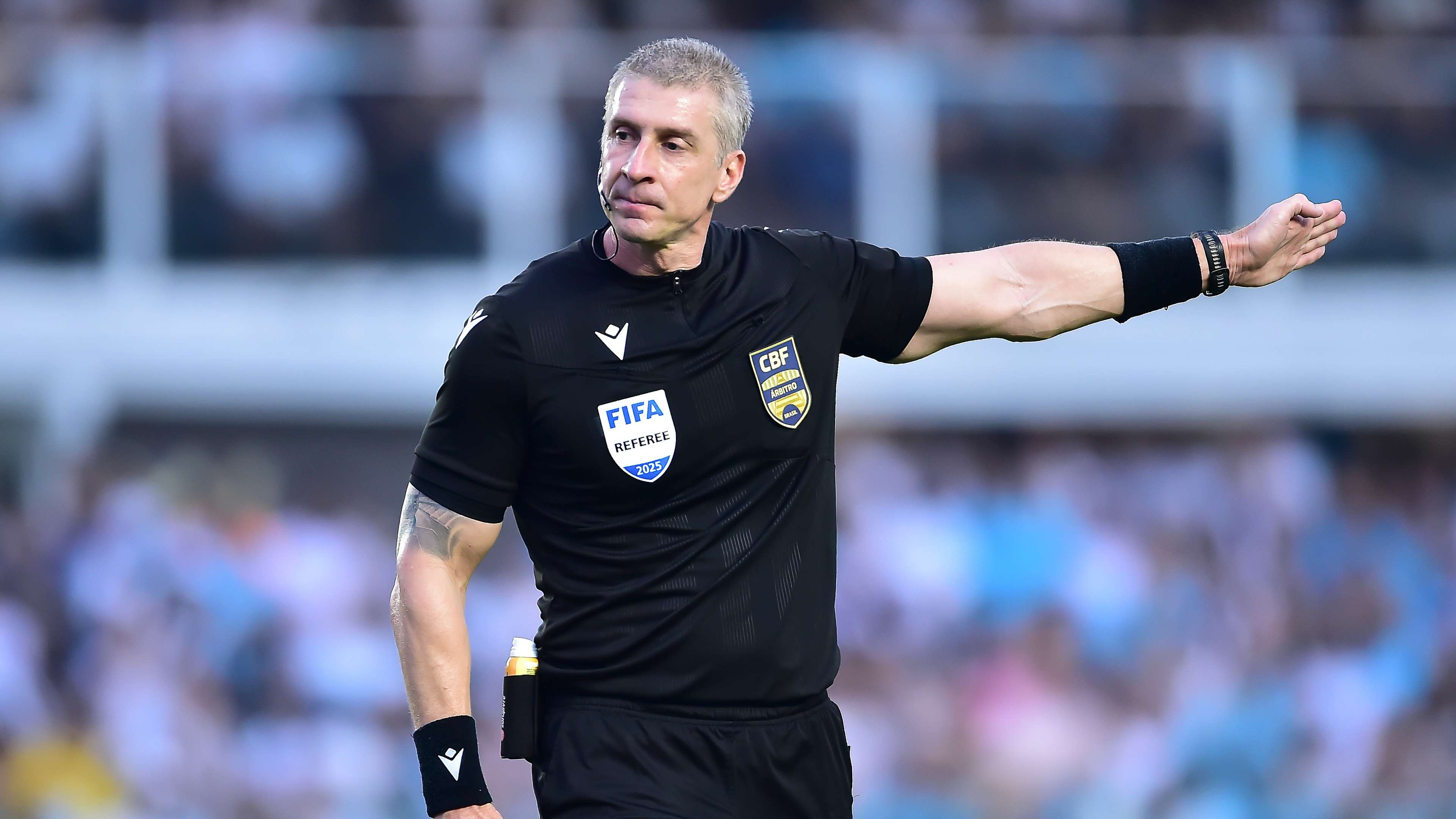 Santos v Fortaleza - Brasileirao 2025