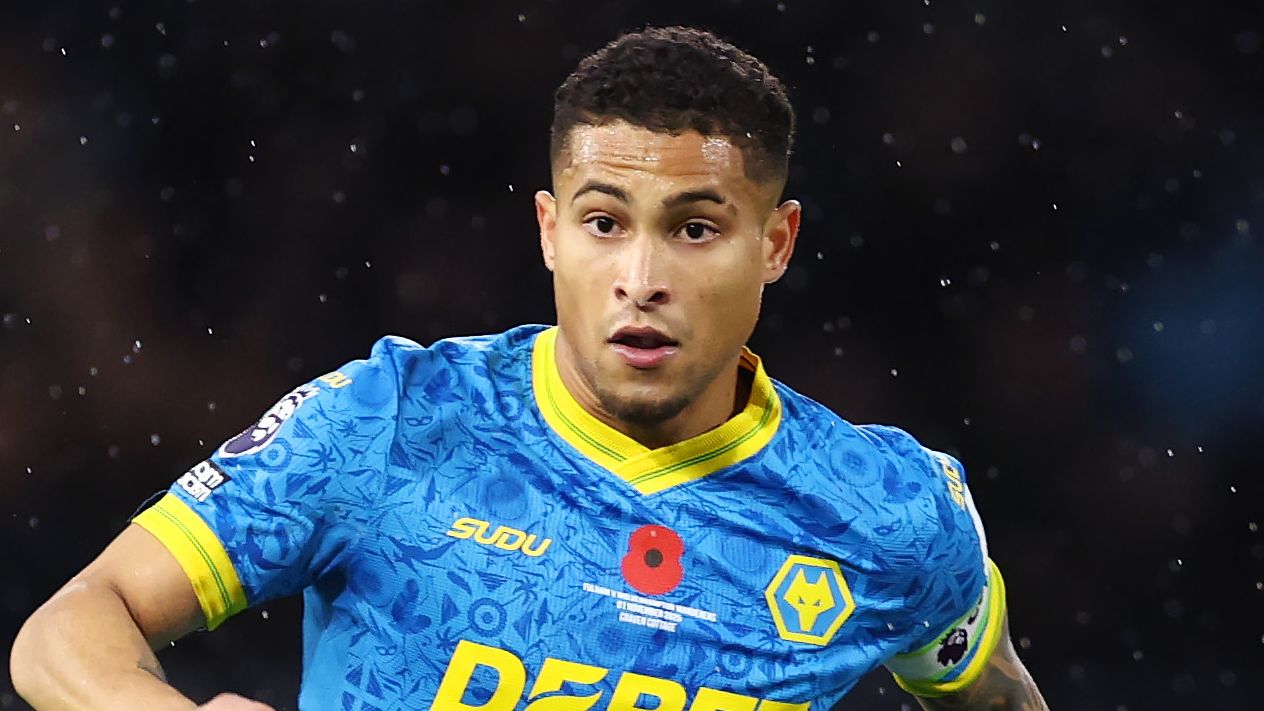 Fulham v Wolverhampton Wanderers - Premier League