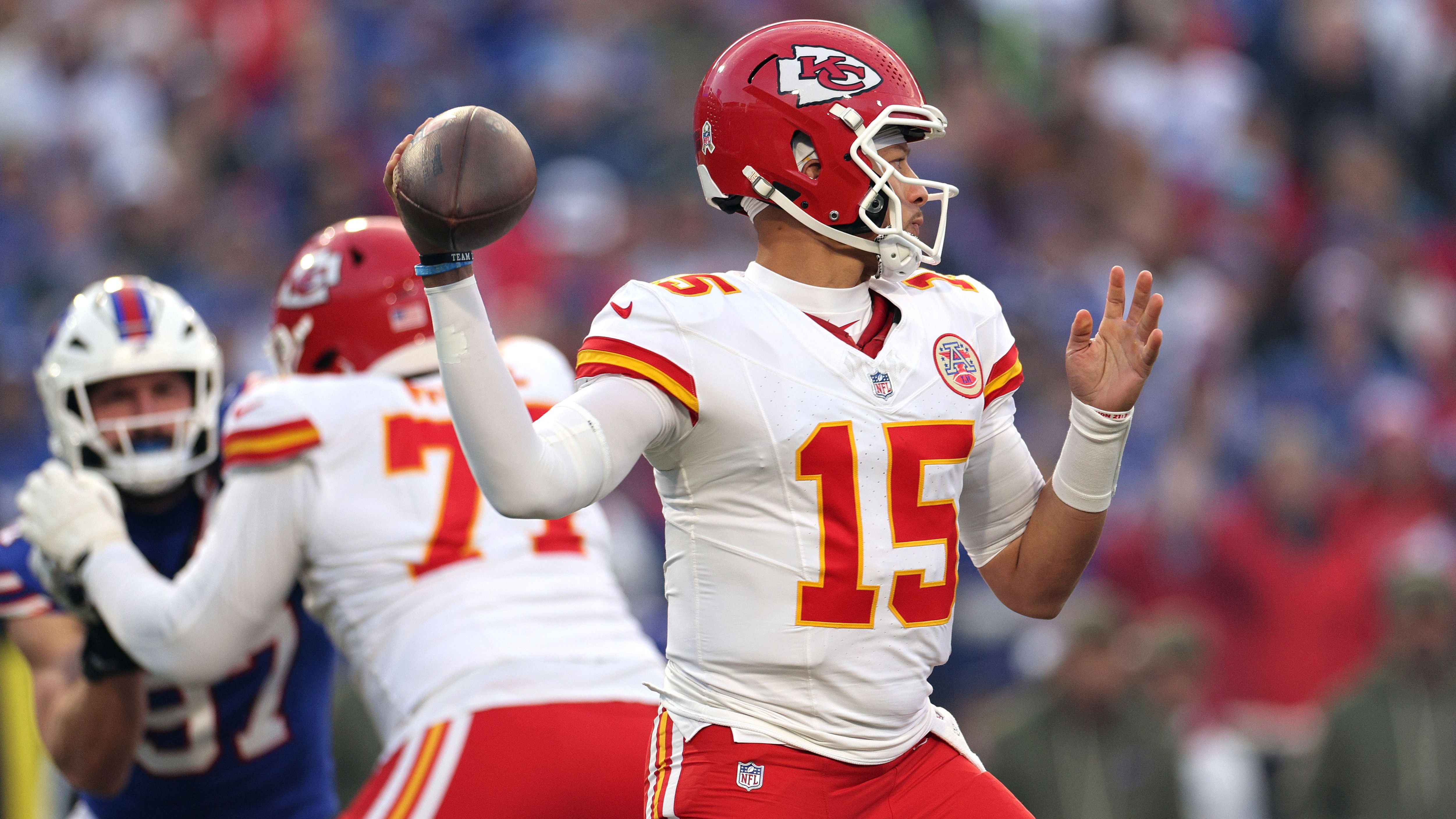 Kansas City Chiefs v Buffalo Bills