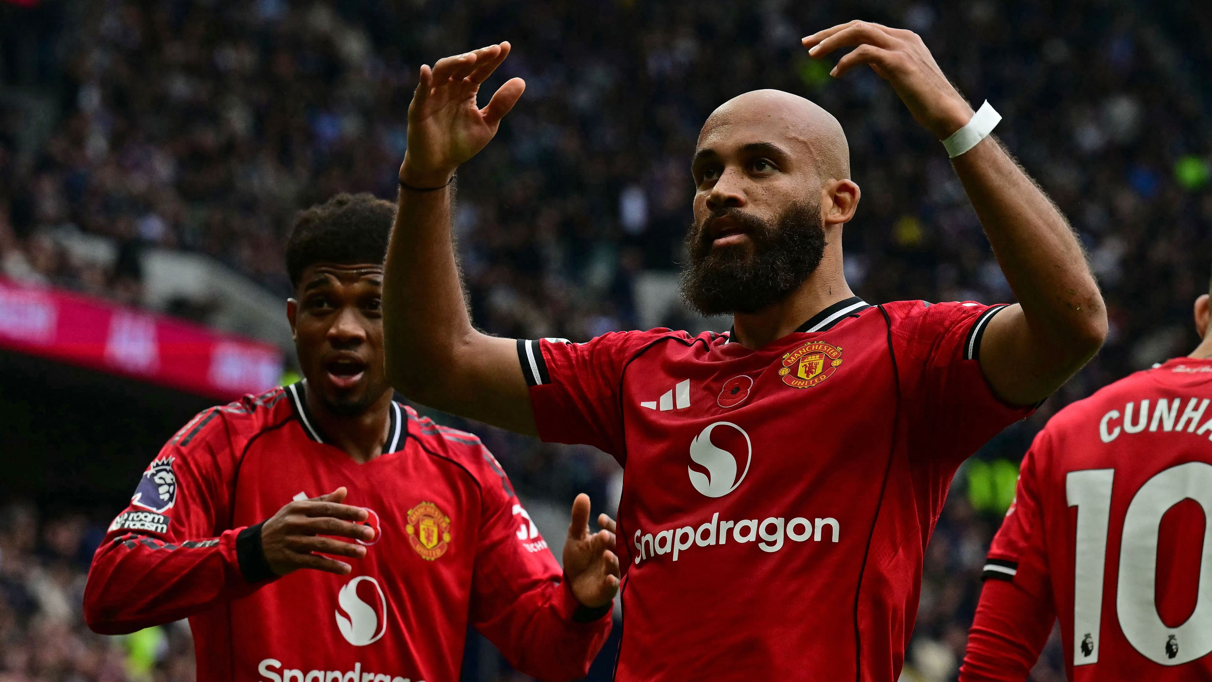 FBL-ENG-PR-TOTTENHAM-MAN UTD