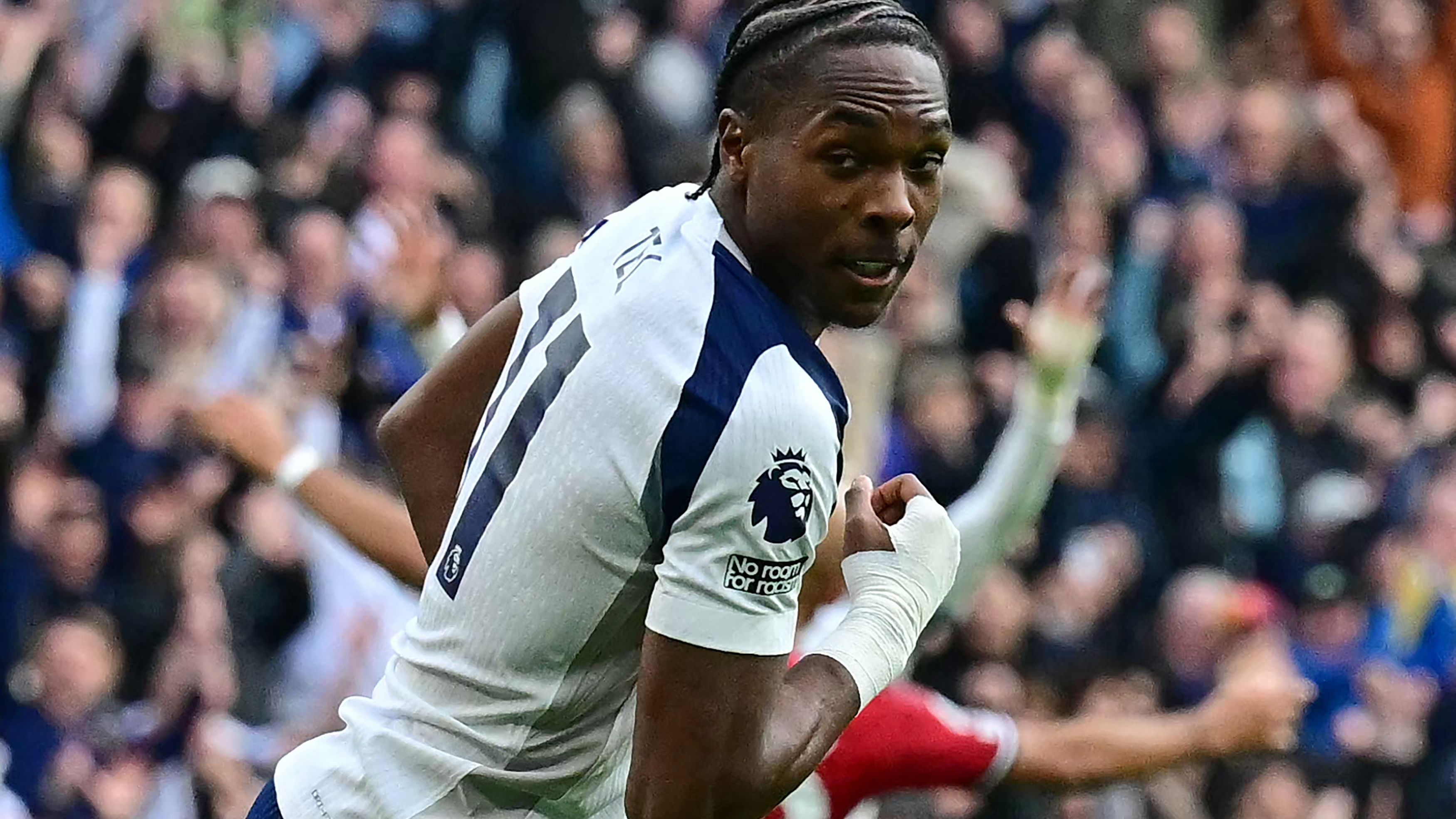 FBL-ENG-PR-TOTTENHAM-MAN UTD