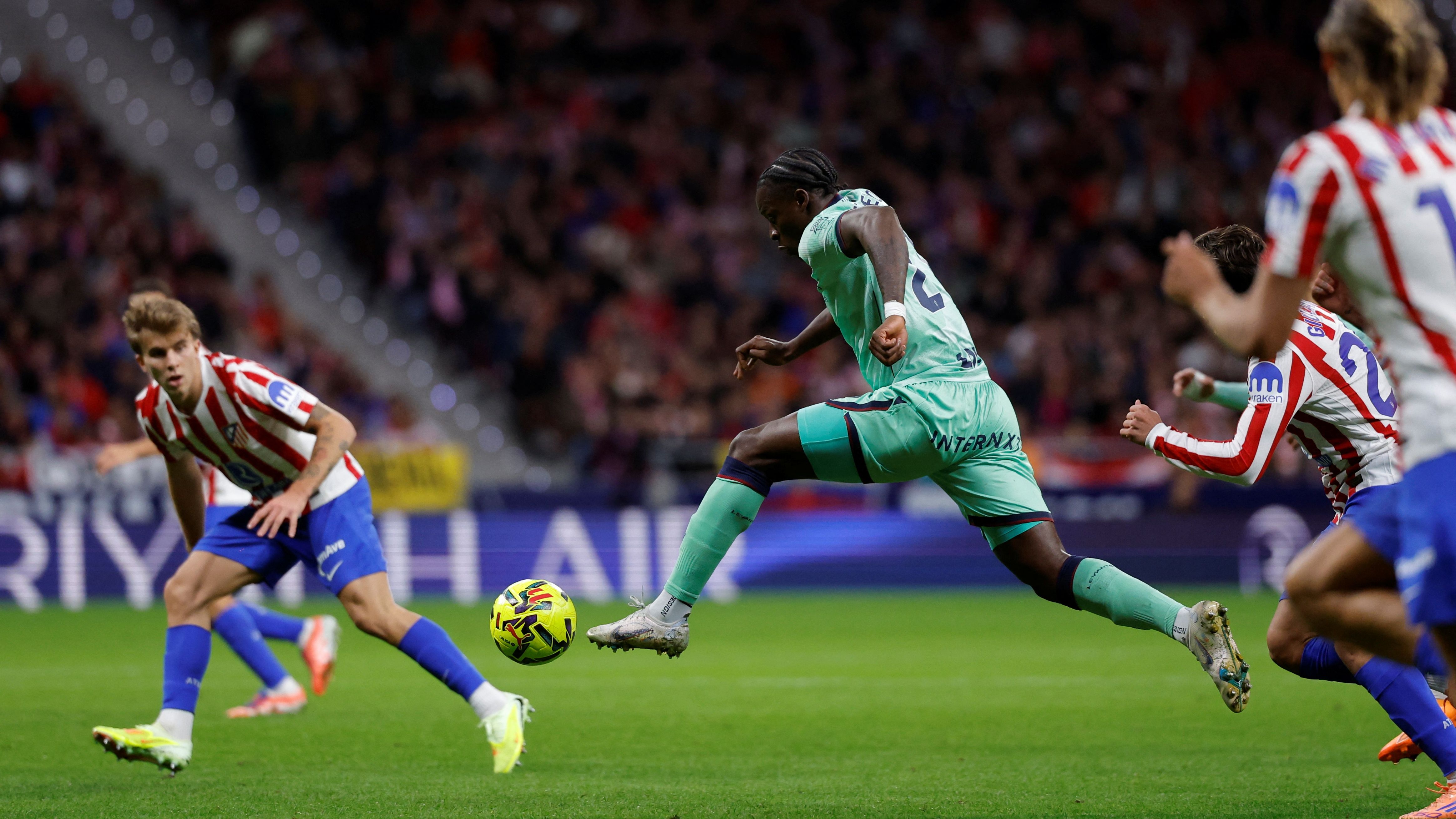 TOPSHOT-FBL-ESP-LIGA-ATLETICO MADRID-LEVANTE