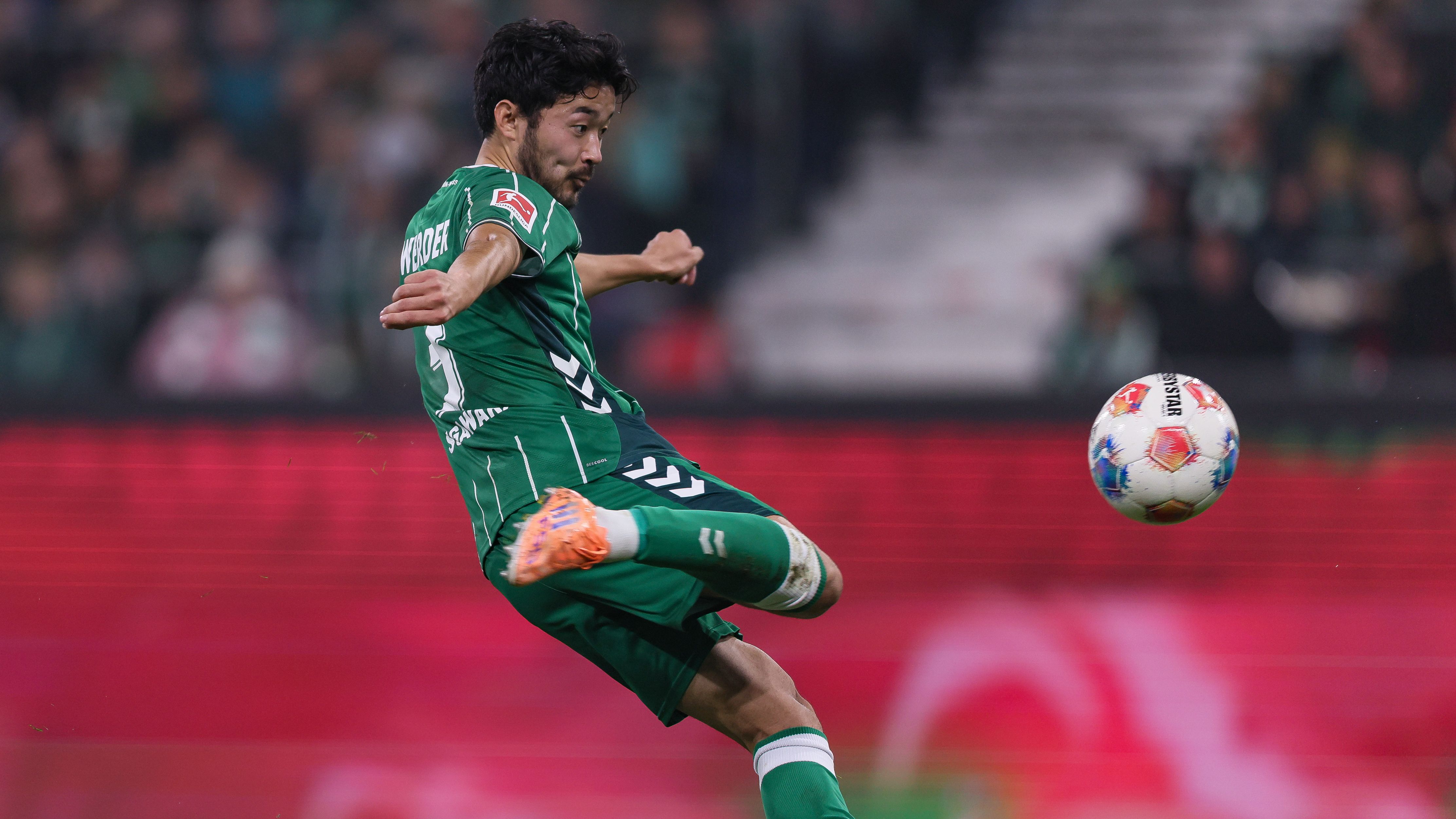 SV Werder Bremen v VfL Wolfsburg - Bundesliga