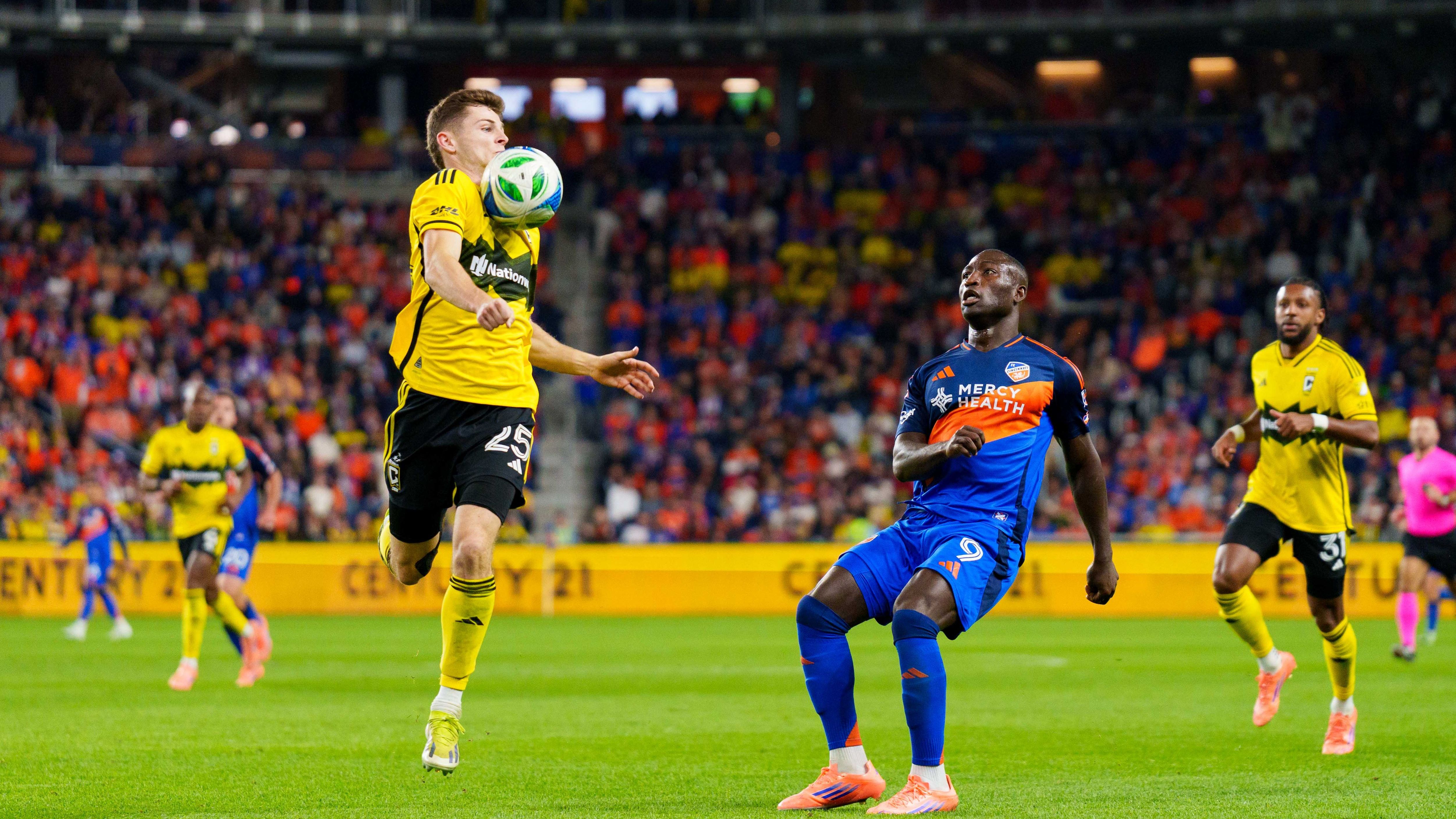 FC Cincinnati v Columbus Crew - 2025 MLS Cup Playoffs