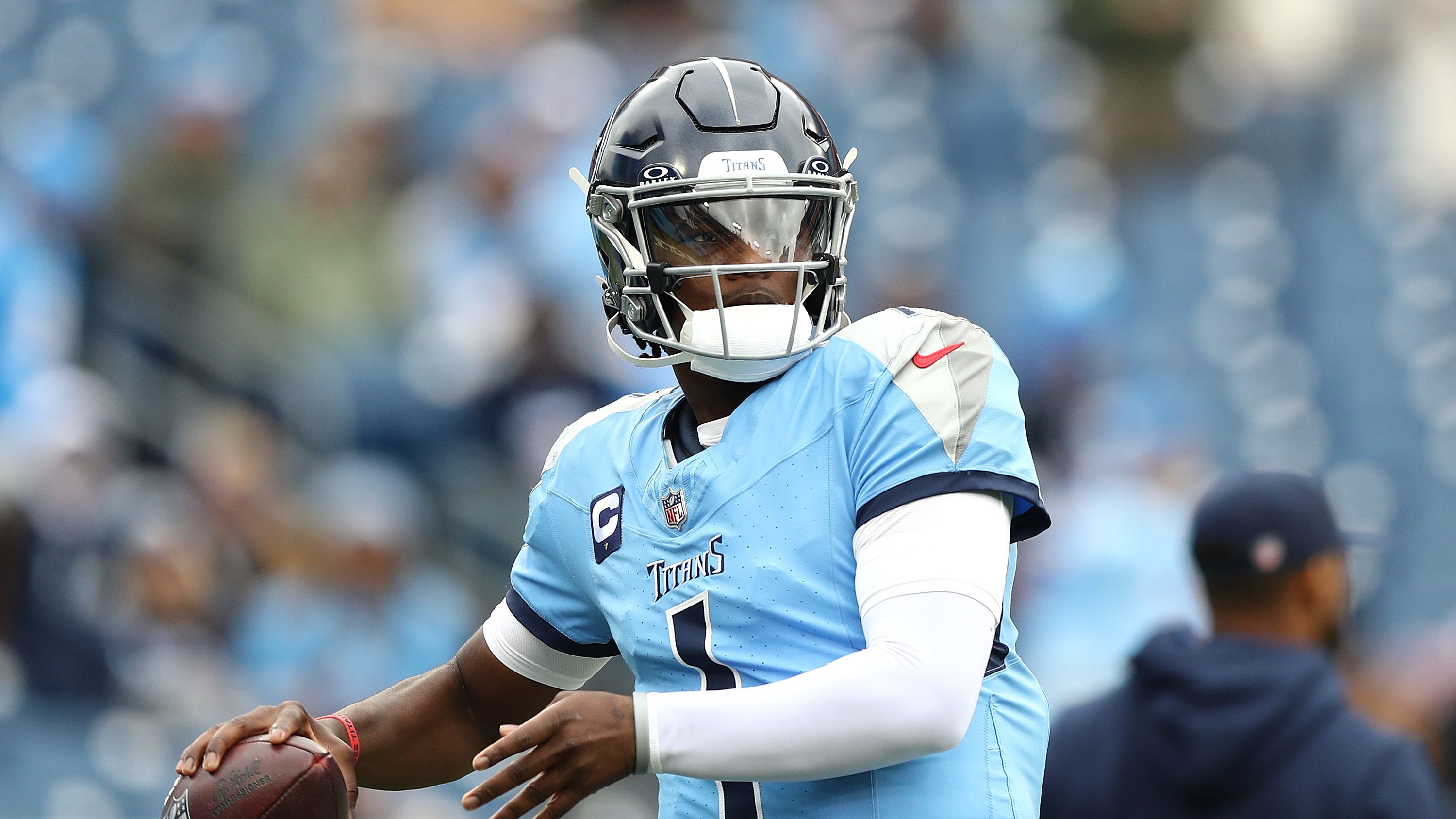 Los Angeles Chargers v Tennessee Titans