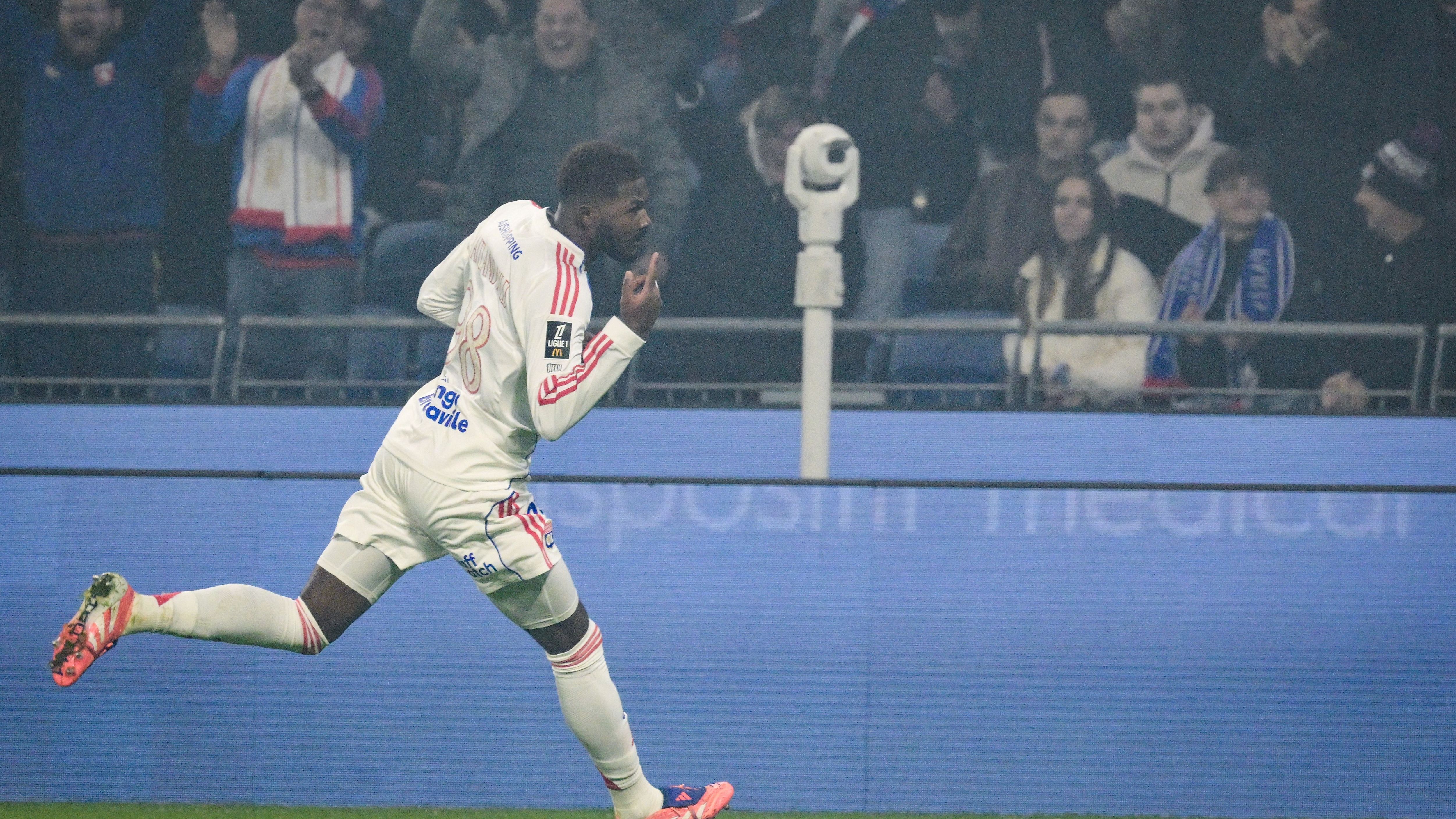 FBL-FRA-LIGUE1-LYON-PSG