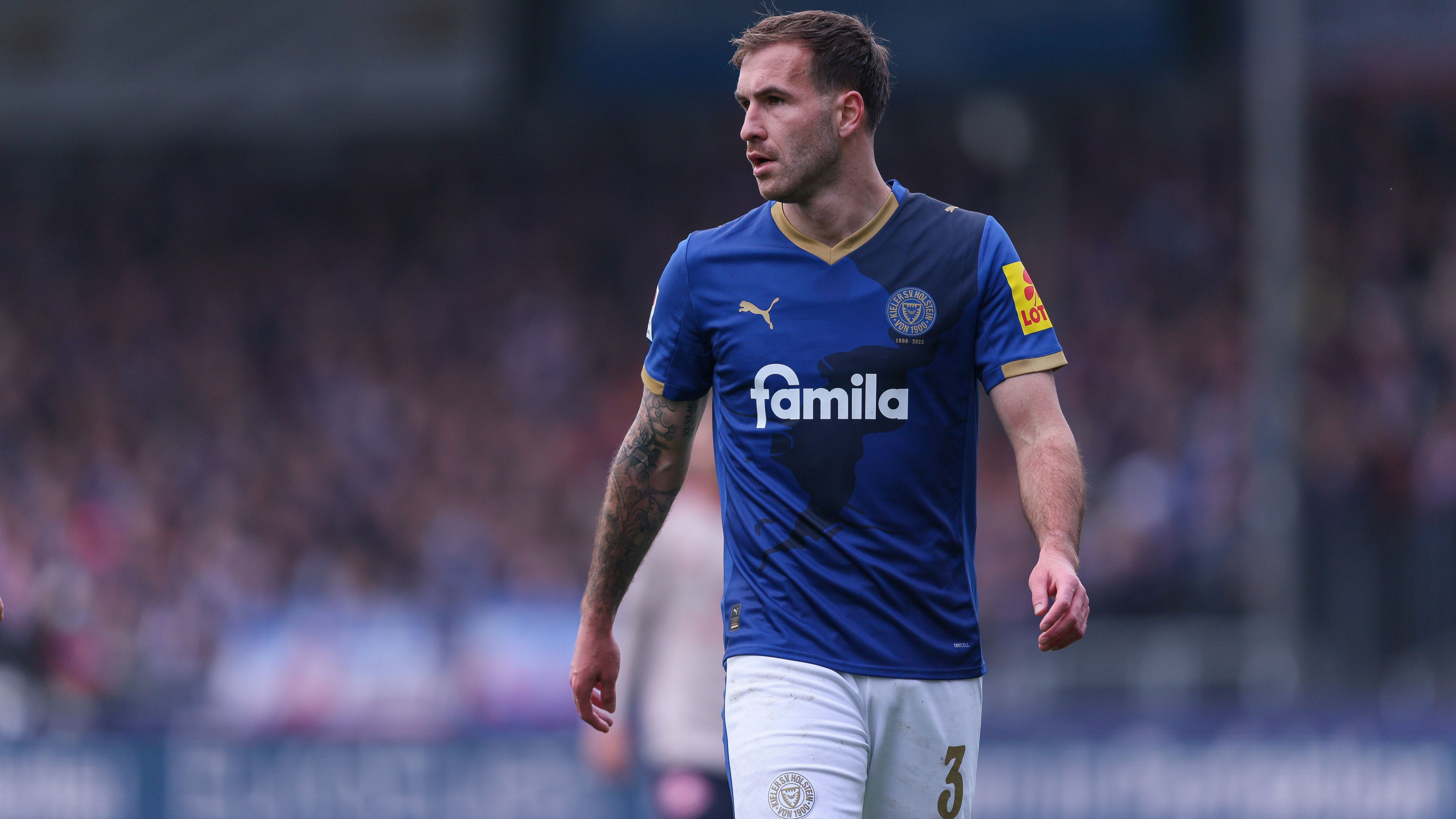 Holstein Kiel v Fortuna Düsseldorf - 2. Bundesliga