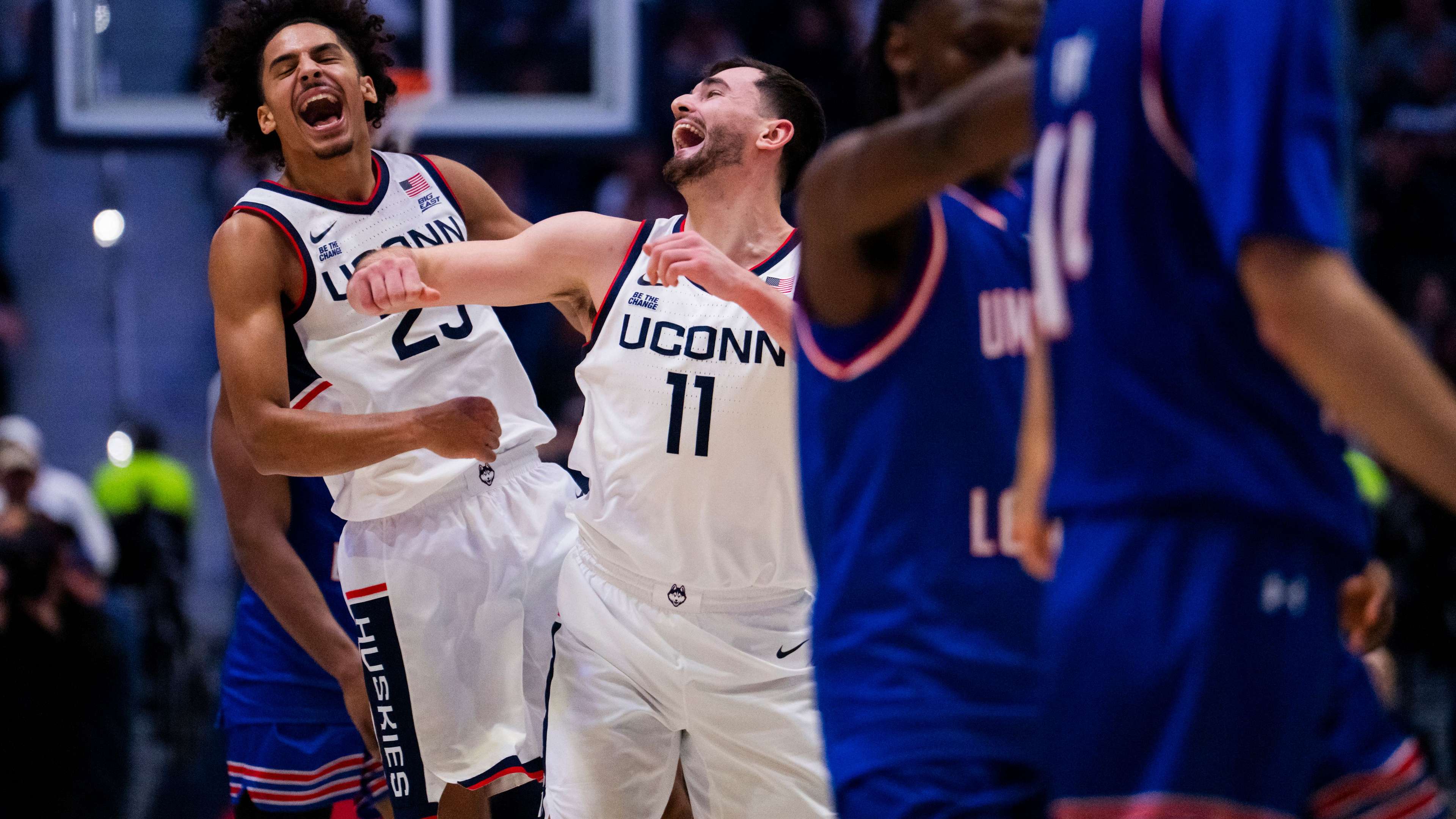 UMass Lowell v Connecticut