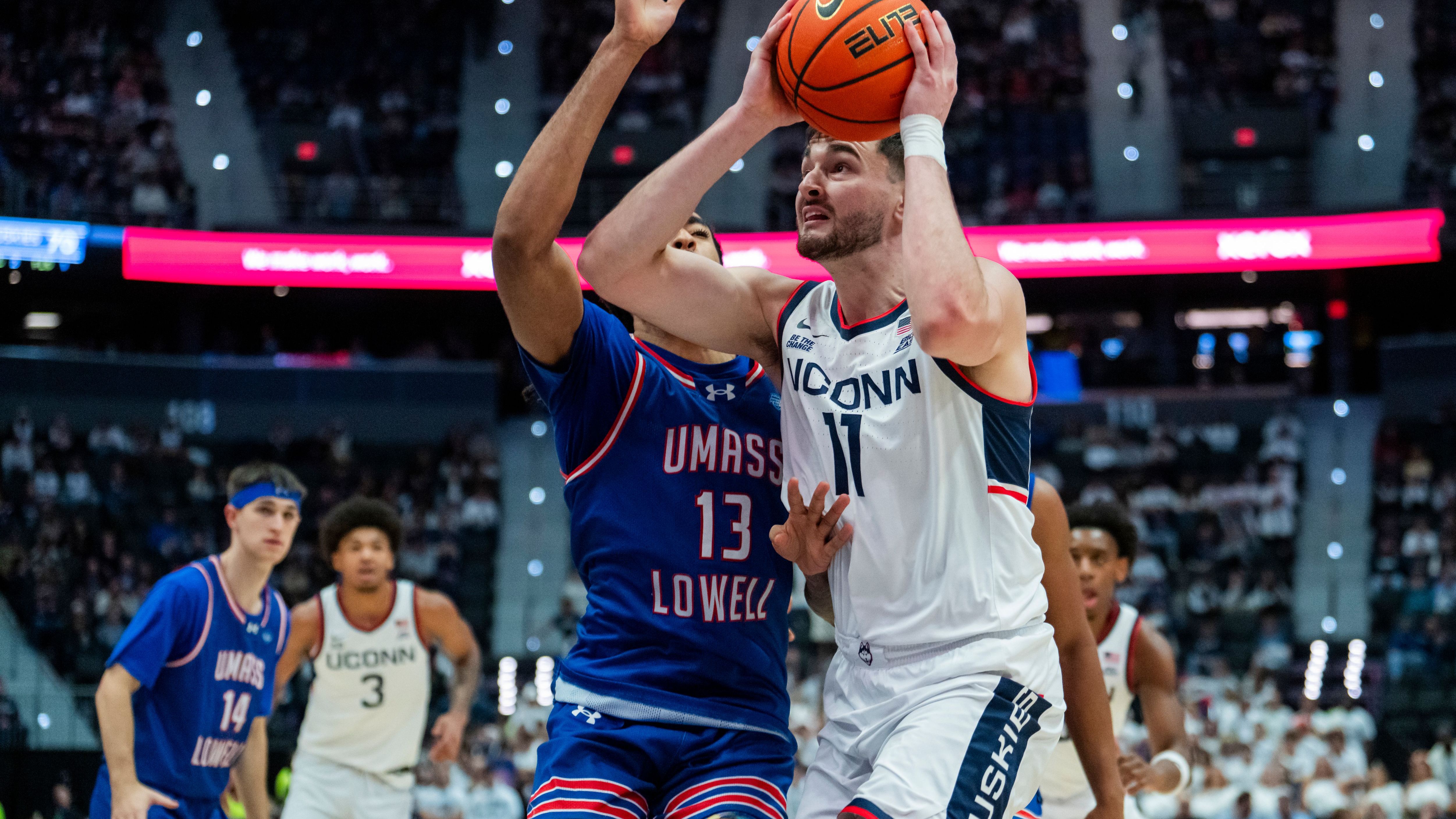 UMass Lowell v Connecticut