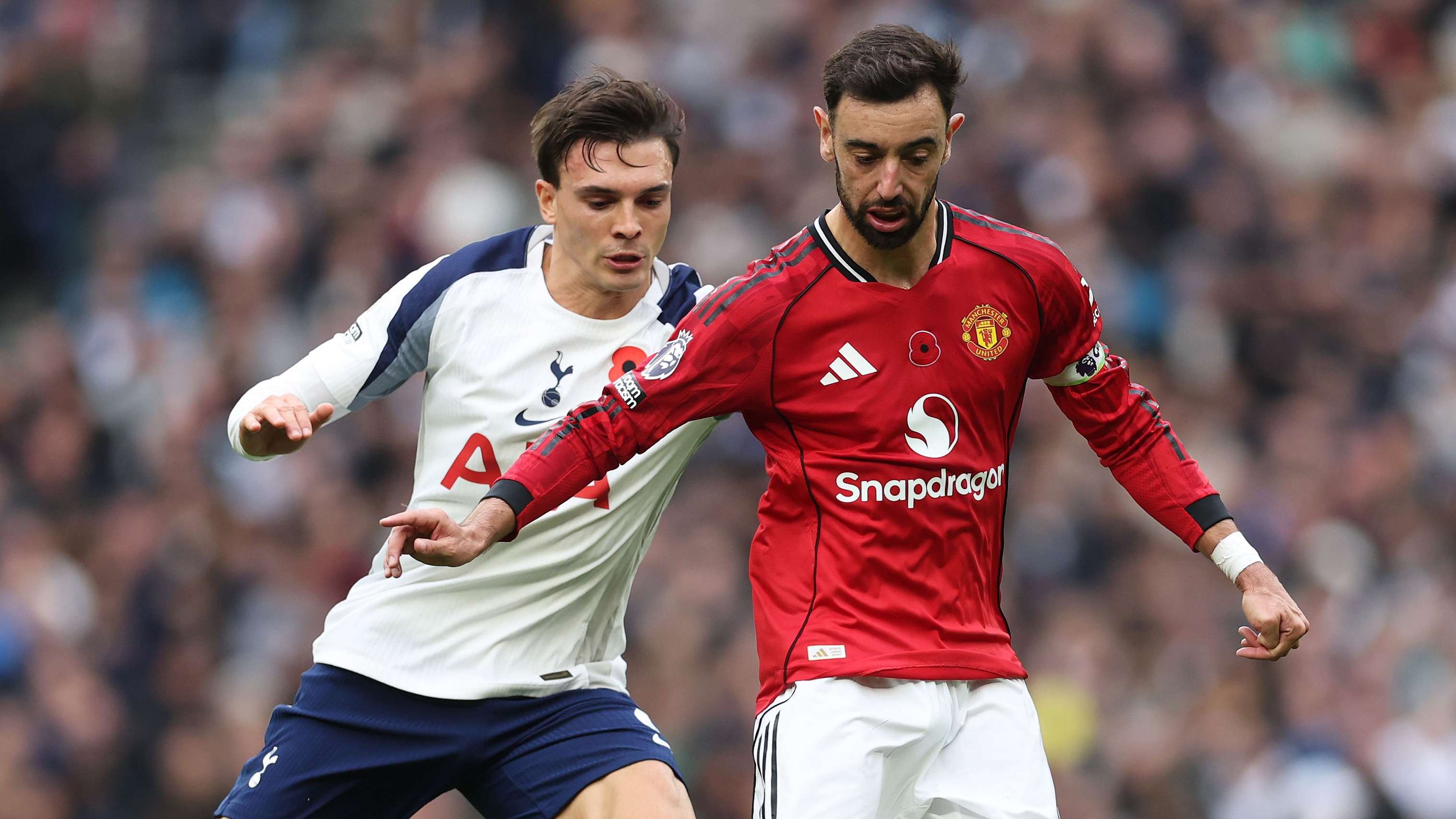 Tottenham Hotspur v Manchester United - Premier League