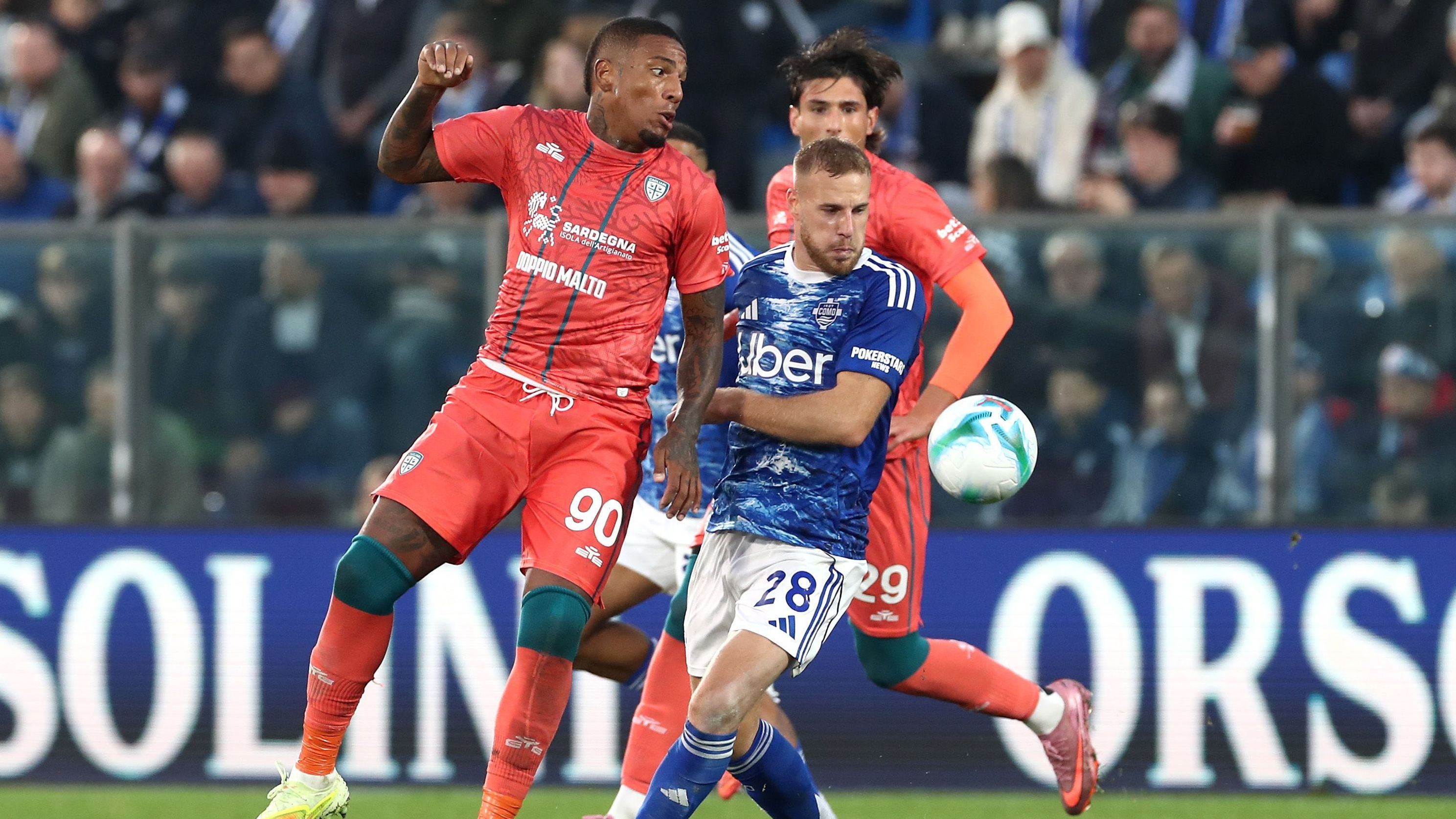 Como 1907 v Cagliari Calcio - Serie A