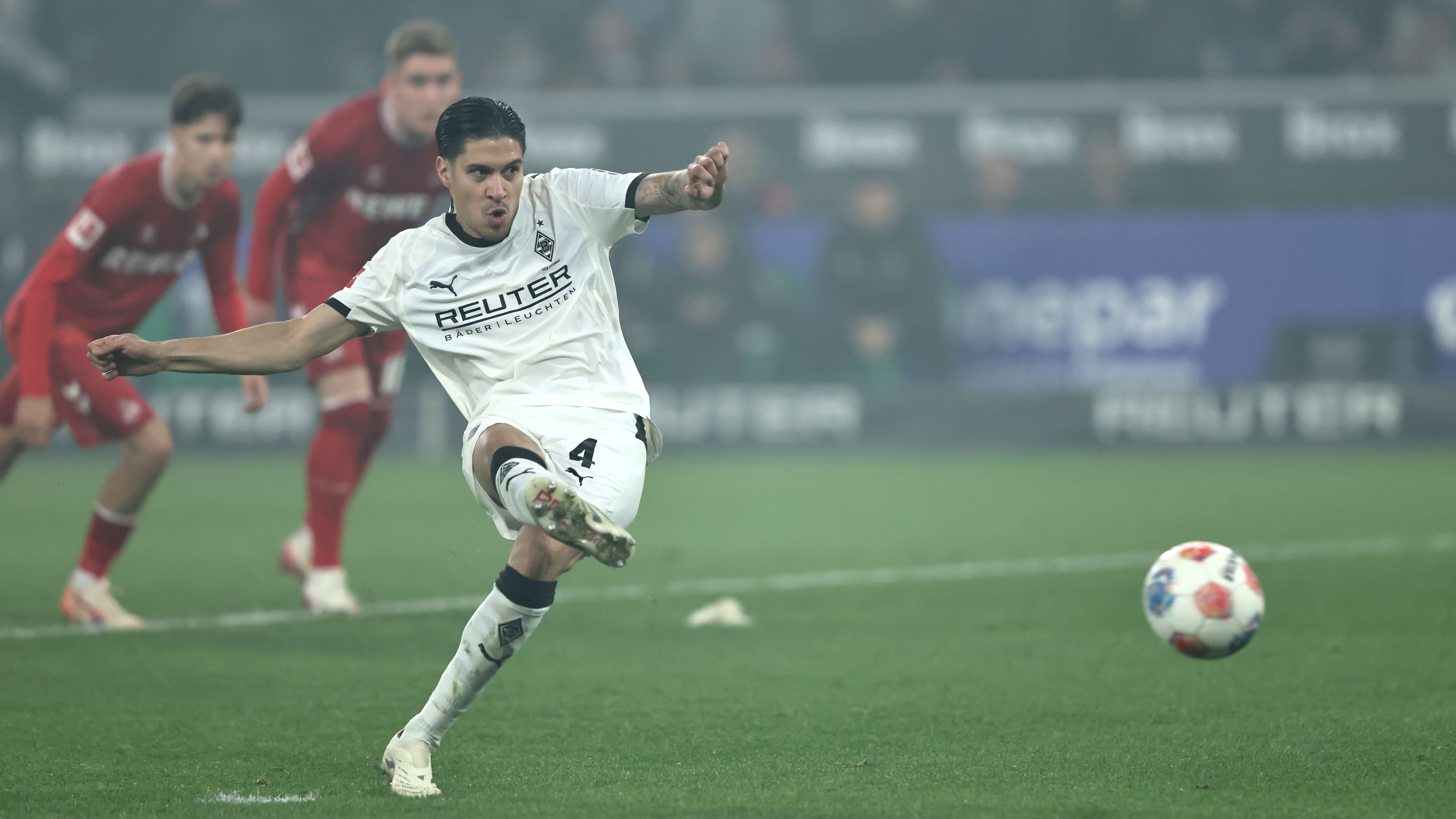 Borussia Mönchengladbach v 1. FC Köln - Bundesliga