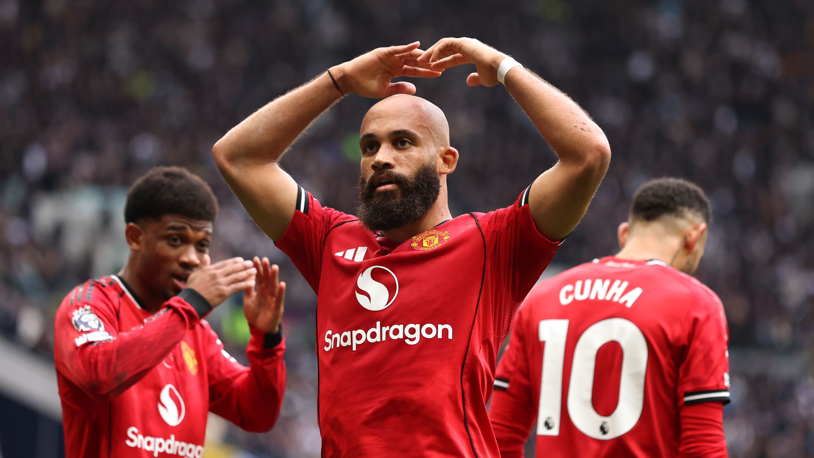 Tottenham Hotspur v Manchester United - Premier League