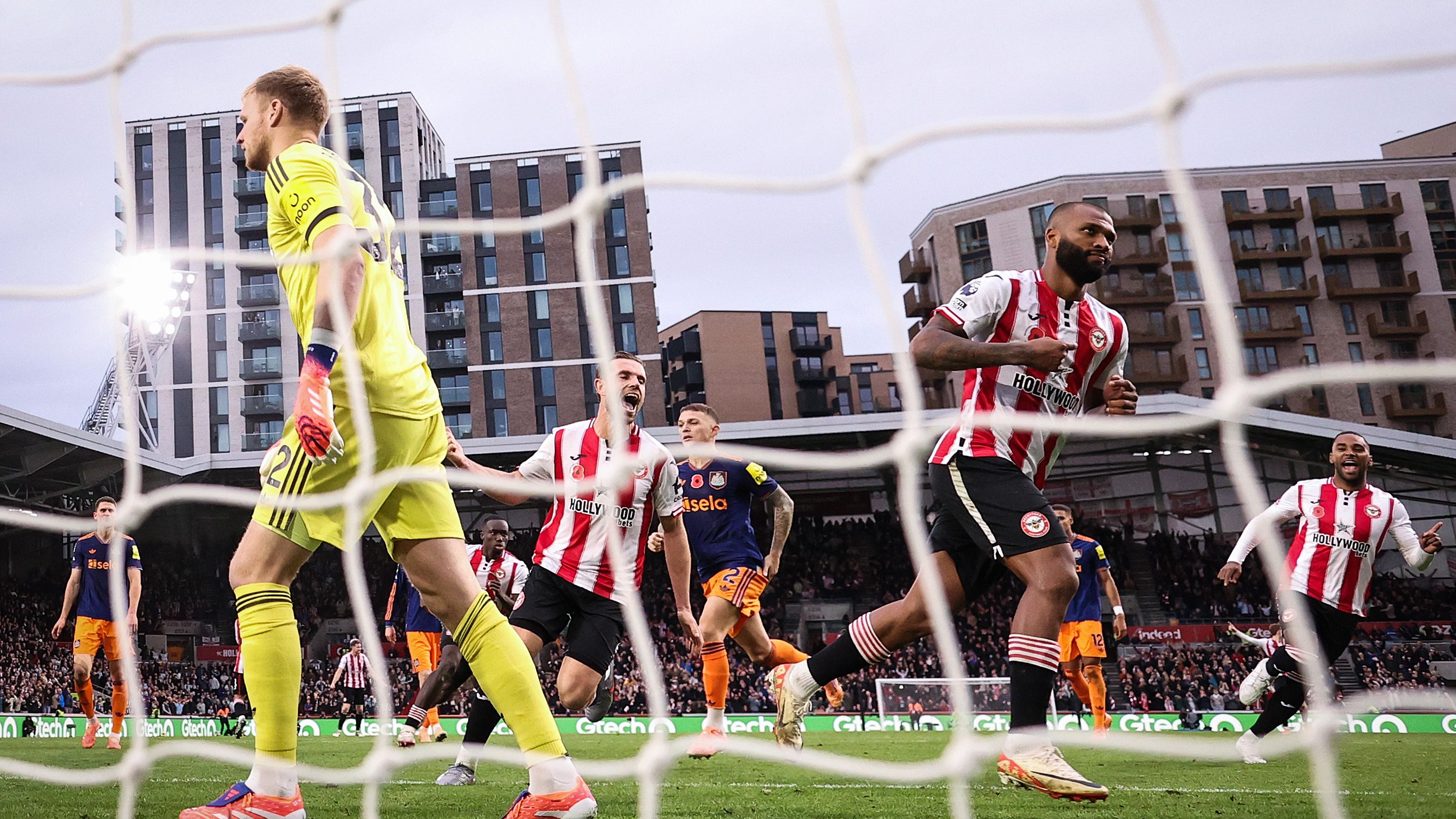 Brentford v Newcastle United - Premier League