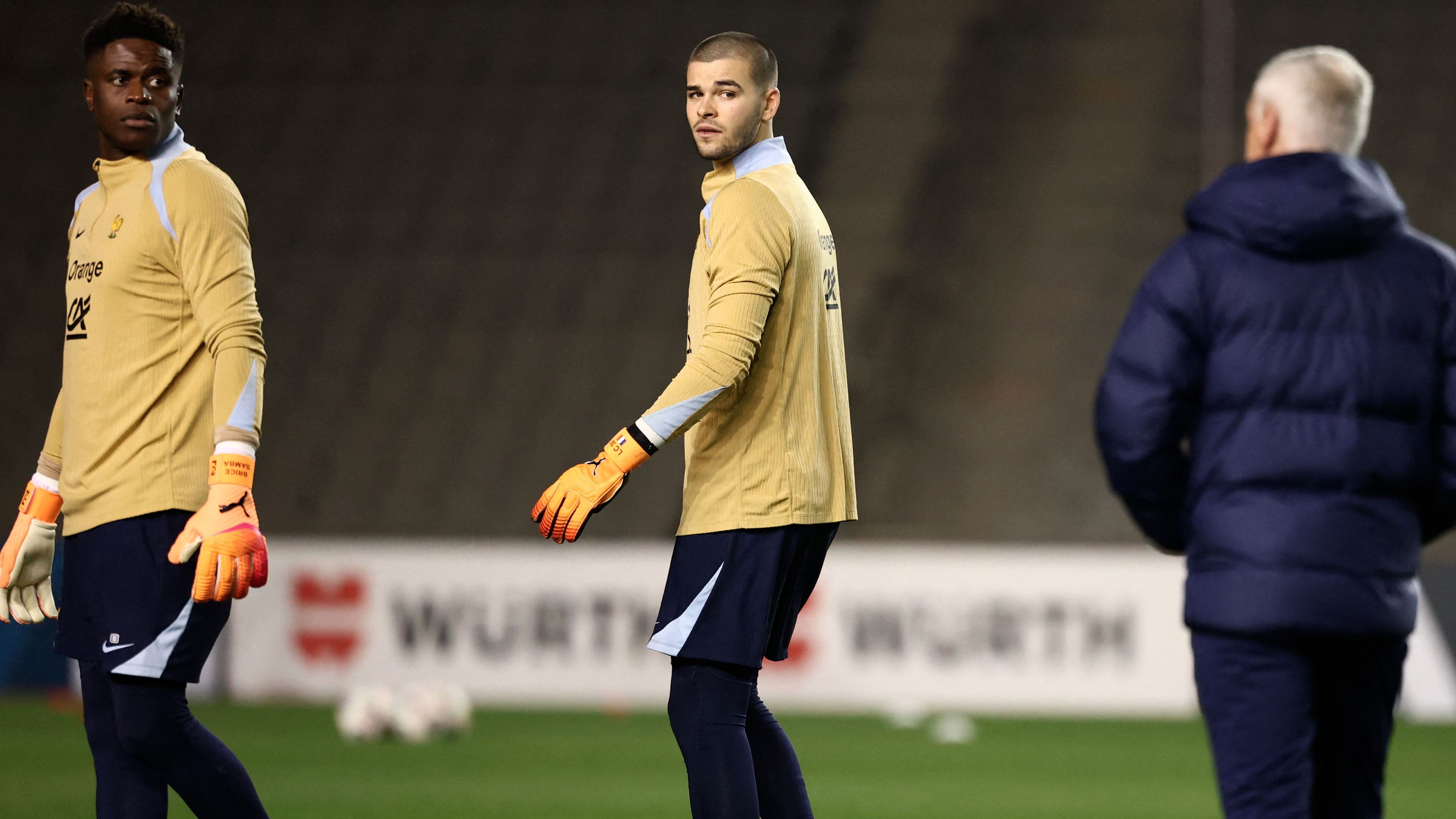 FBL-WC-2026-EUR-QUALIFIERS-FRA-TRAINING
