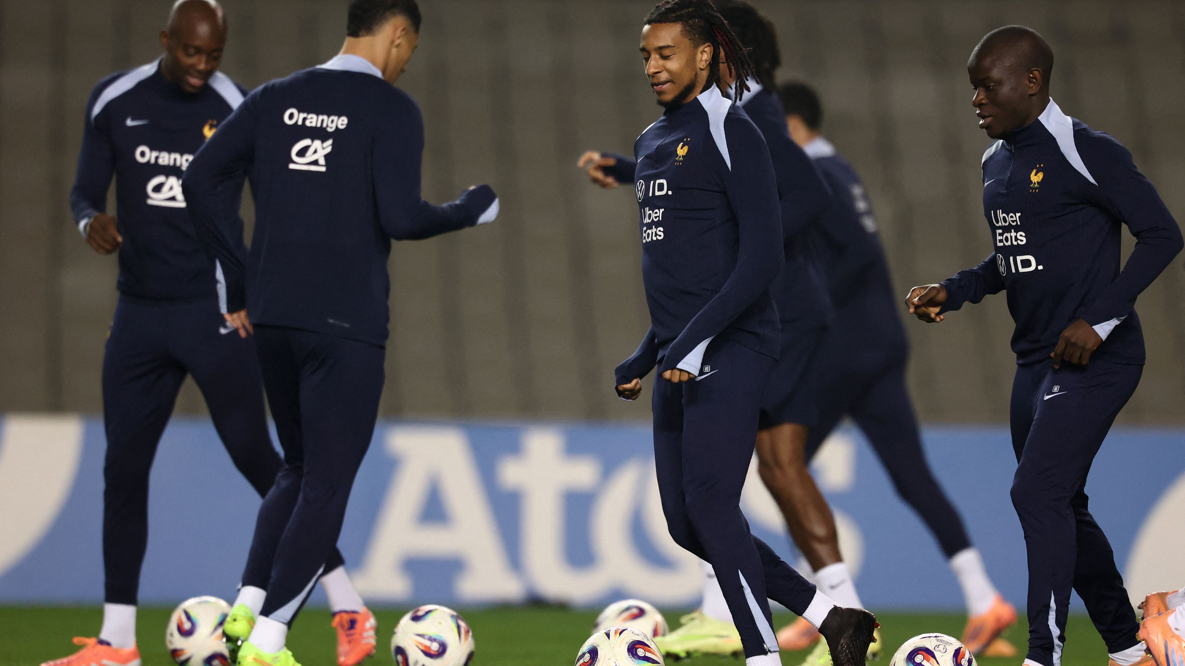 FBL-WC-2026-EUR-QUALIFIERS-FRA-TRAINING