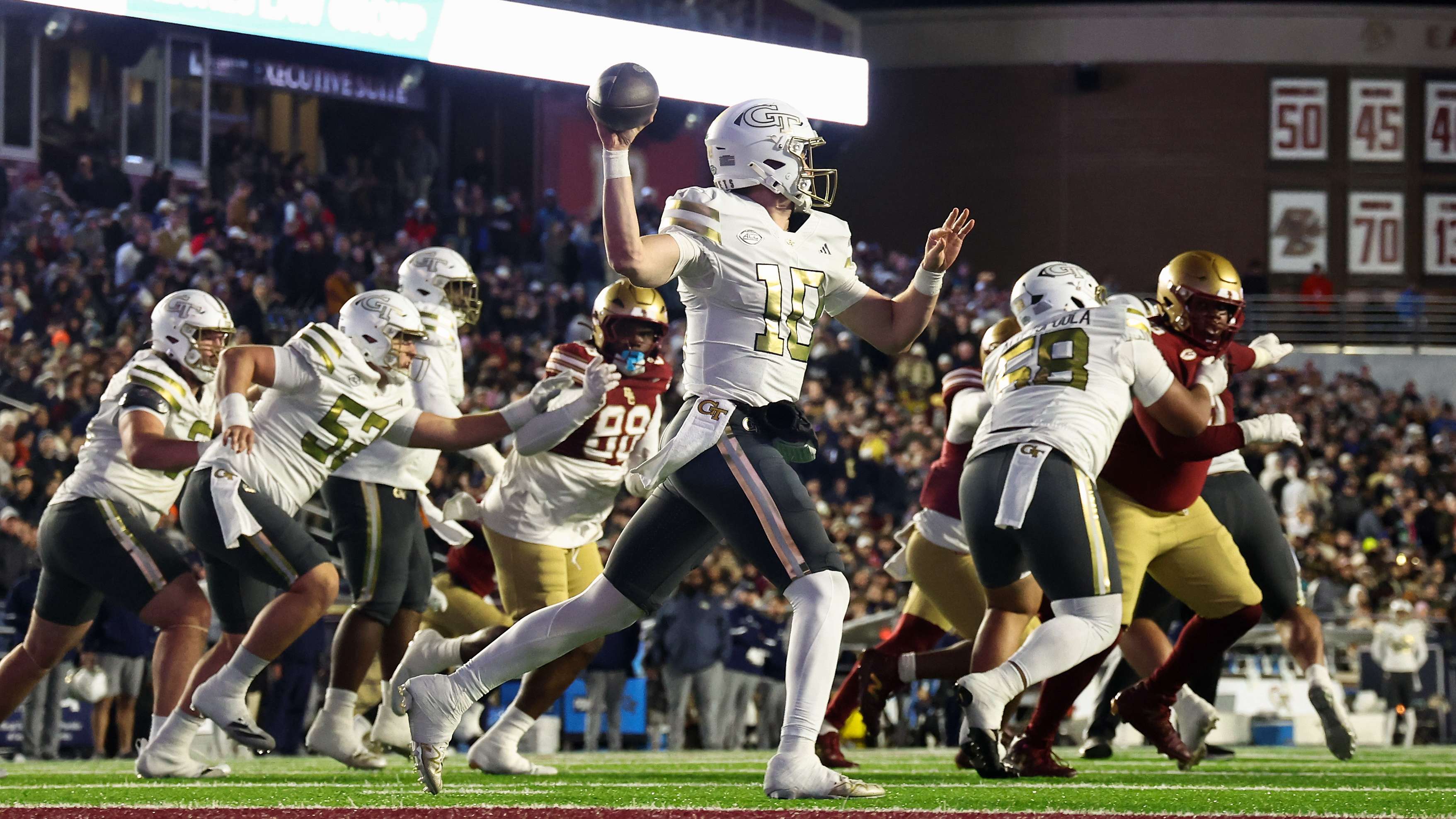 Georgia Tech Yellow Jackets v Boston College Eagles