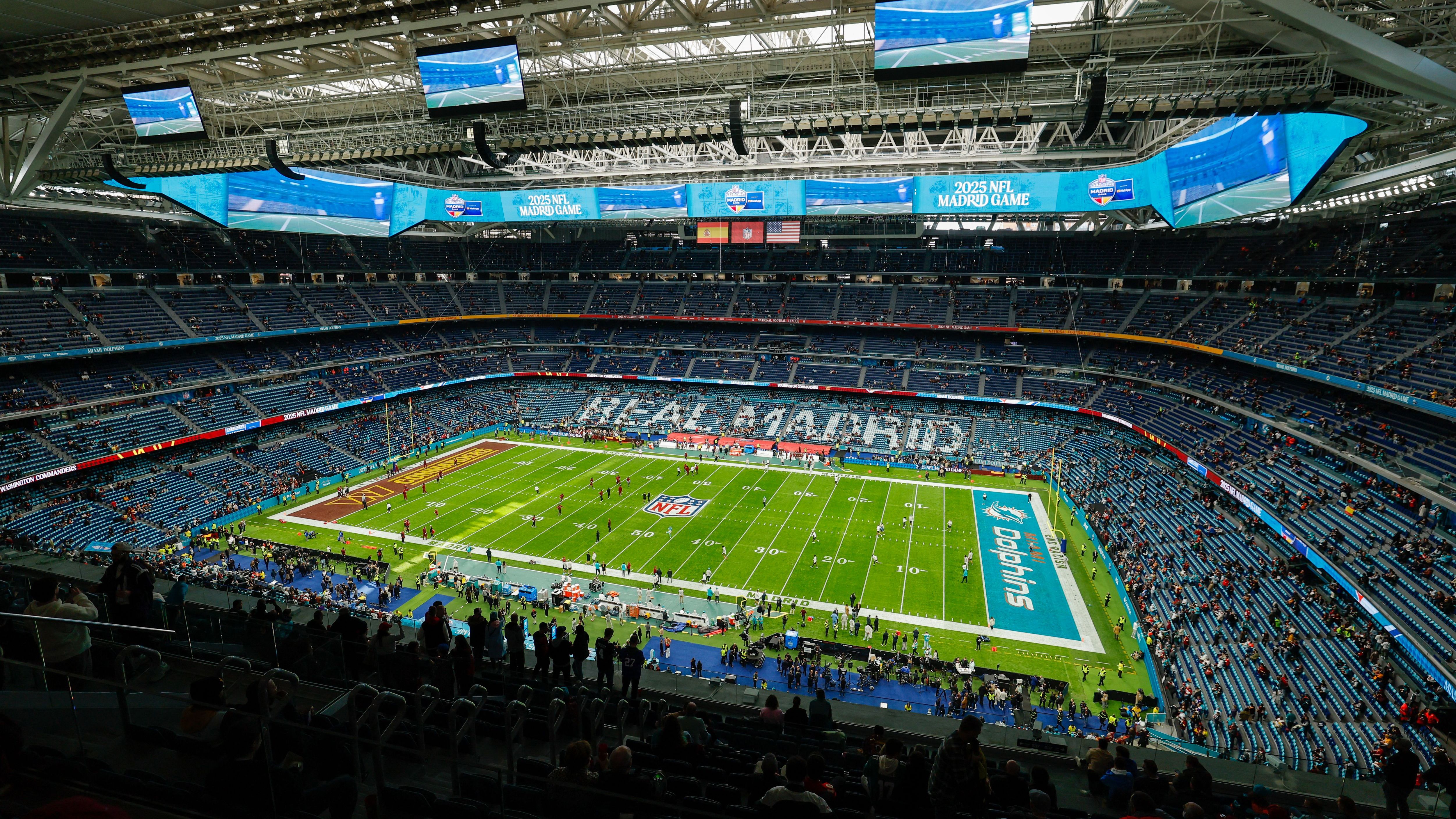 FBN-AMFOOT-ESP-NFL-DOLPHINS-COMMANDERS