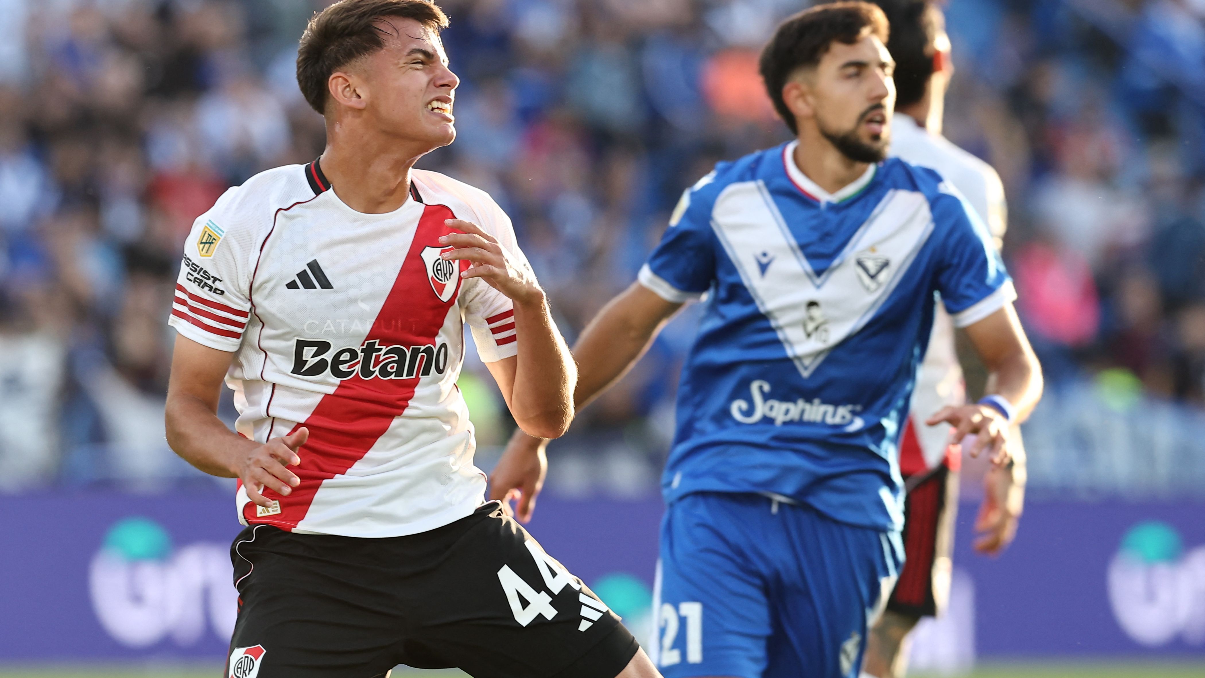 FBL-ARG-VELEZ-RIVER