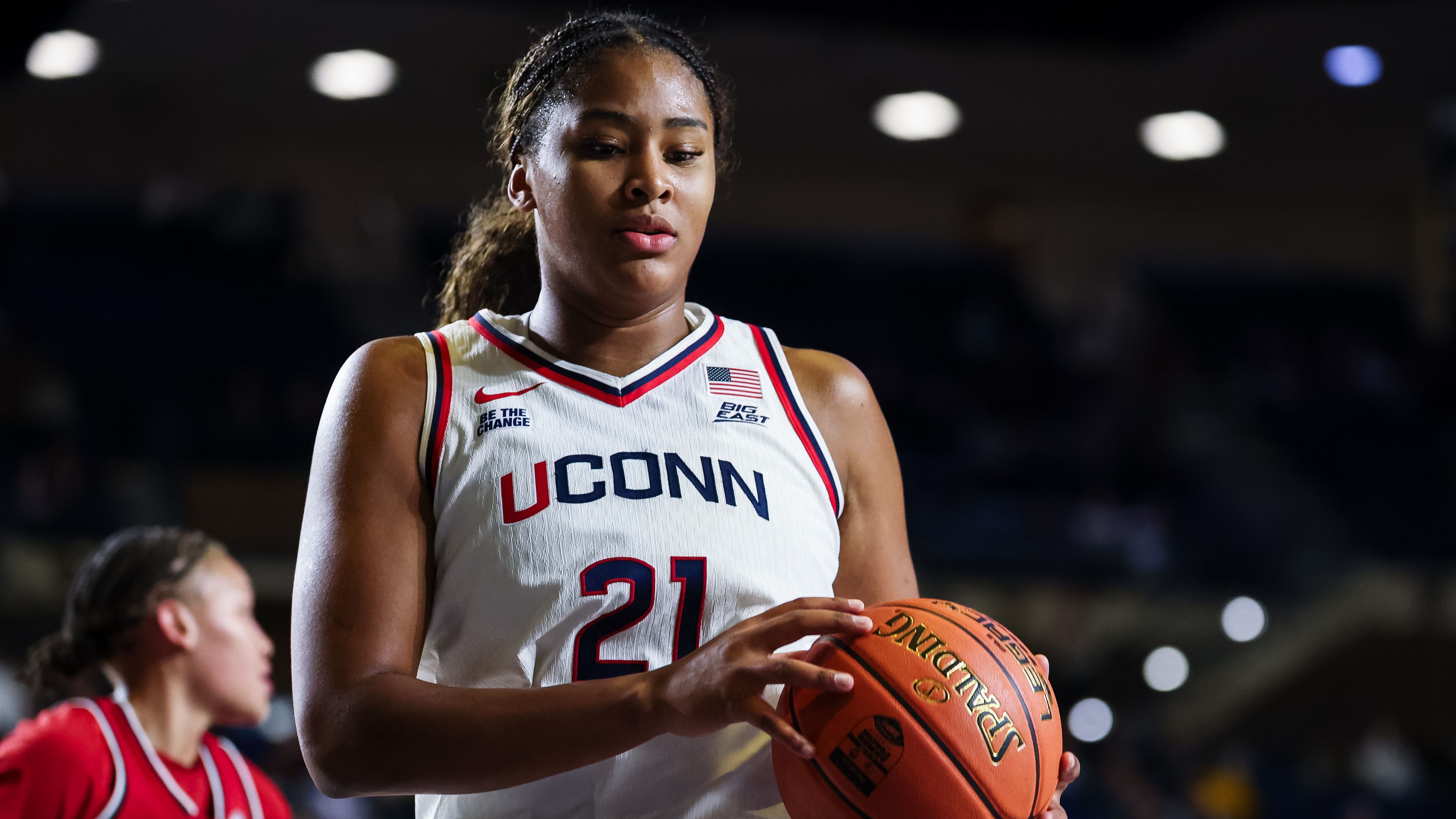 Armed Forces Classic: Connecticut v Louisville