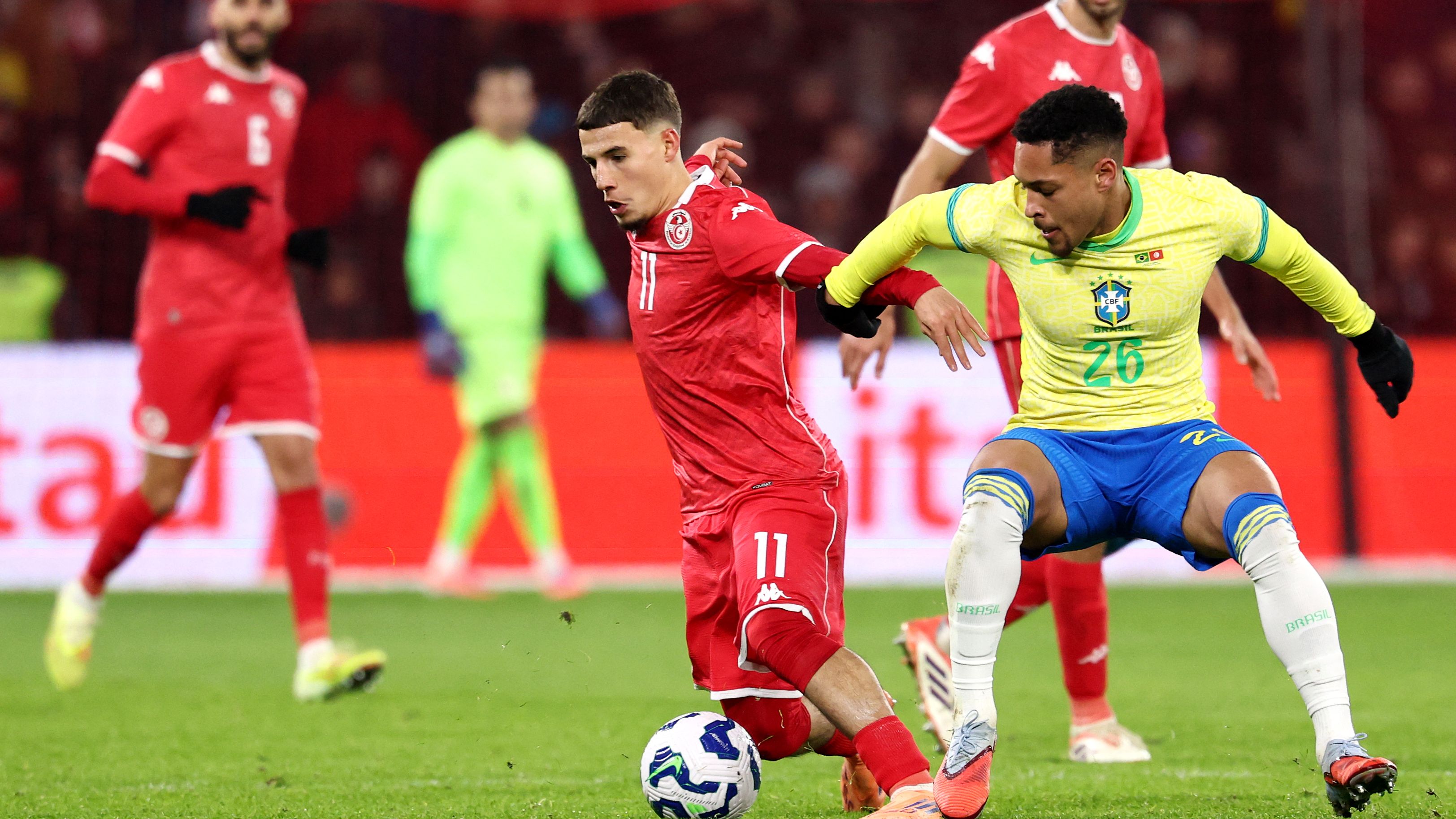 FBL-BRA-TUN-FRIENDLY