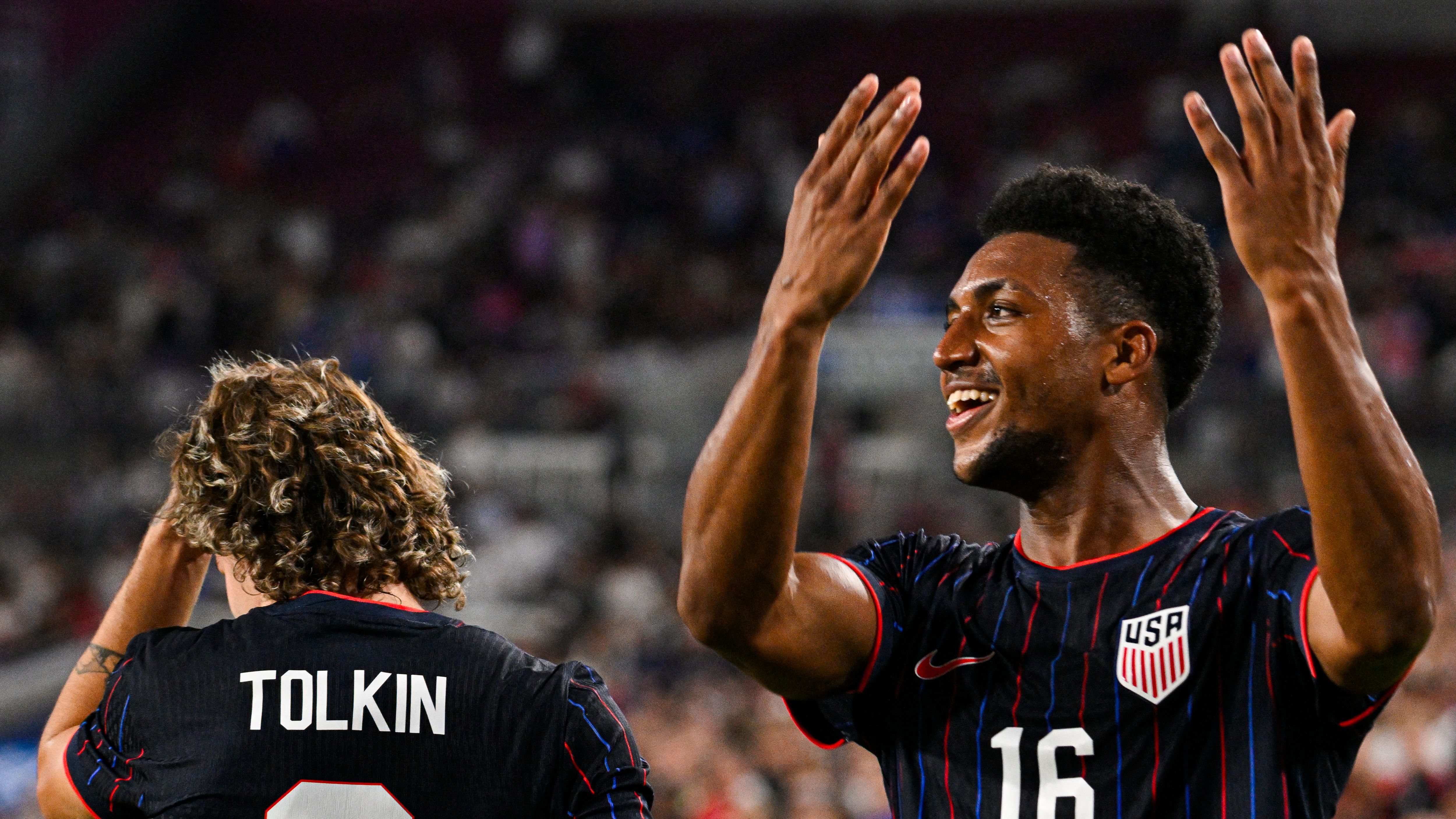 FBL-INTERNATIONAL-FRIENDLY-USA-URU