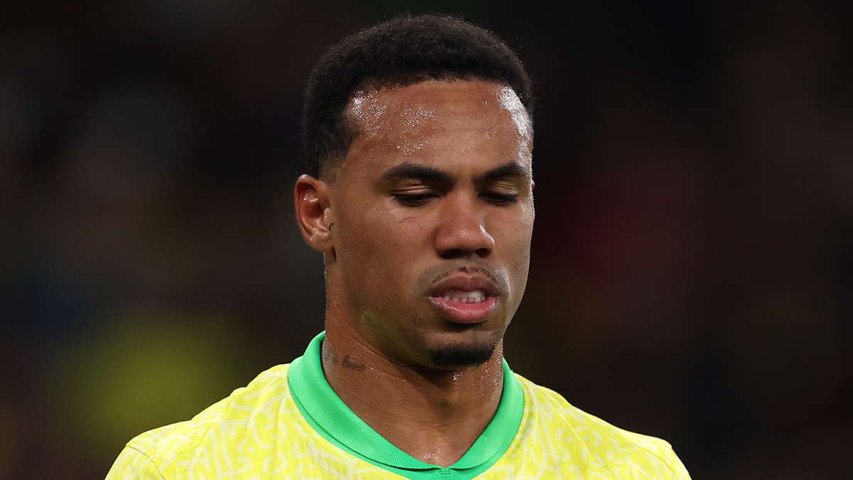 Arsenal handed worrying injury update on Gabriel as defender is ...