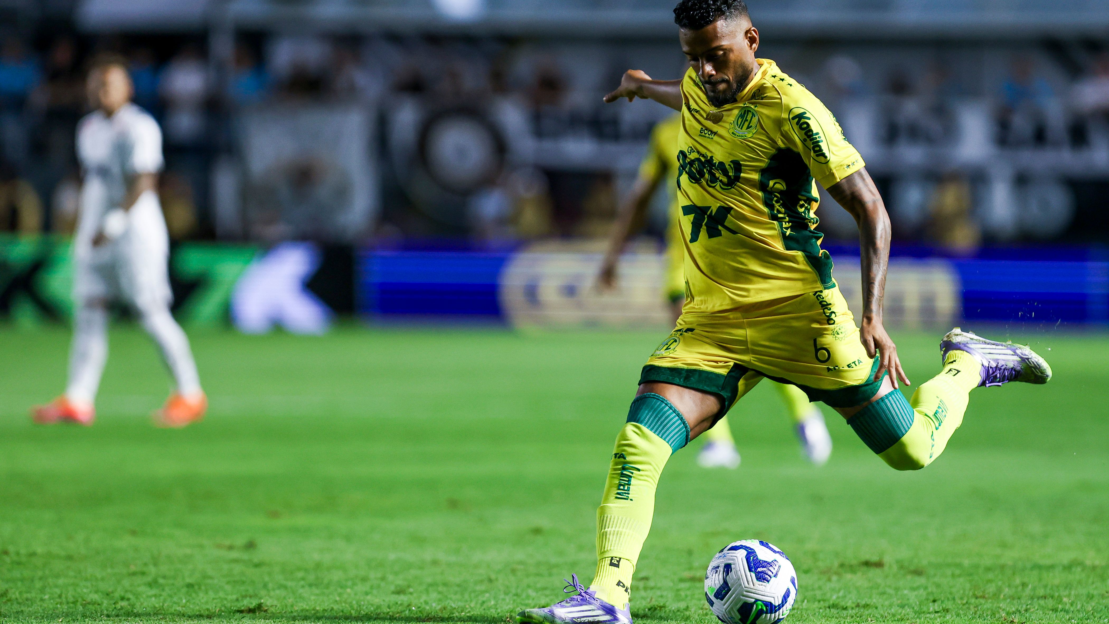 Santos v Mirassol - Brasileirao 2025