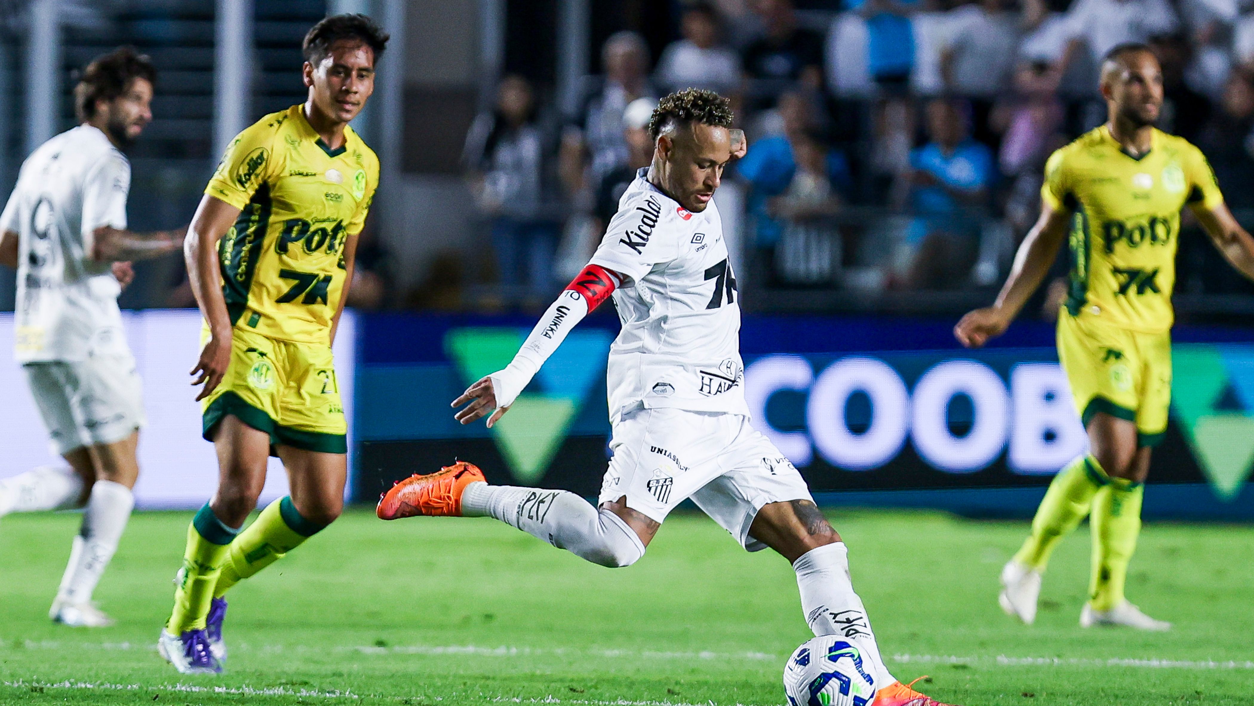 Santos v Mirassol - Brasileirao 2025