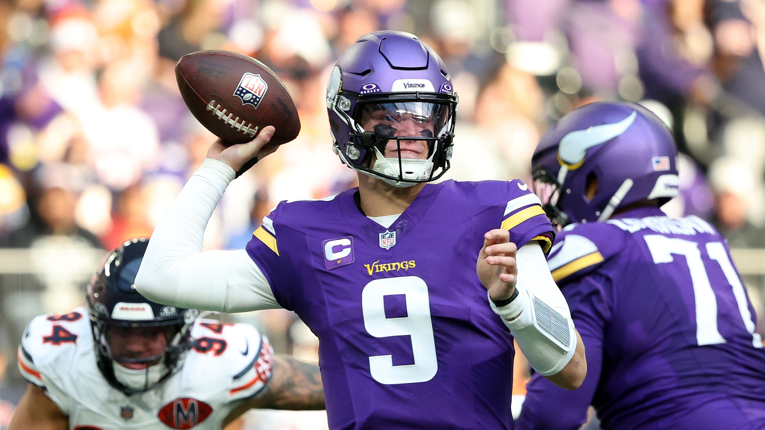 Chicago Bears v Minnesota Vikings - NFL 2025